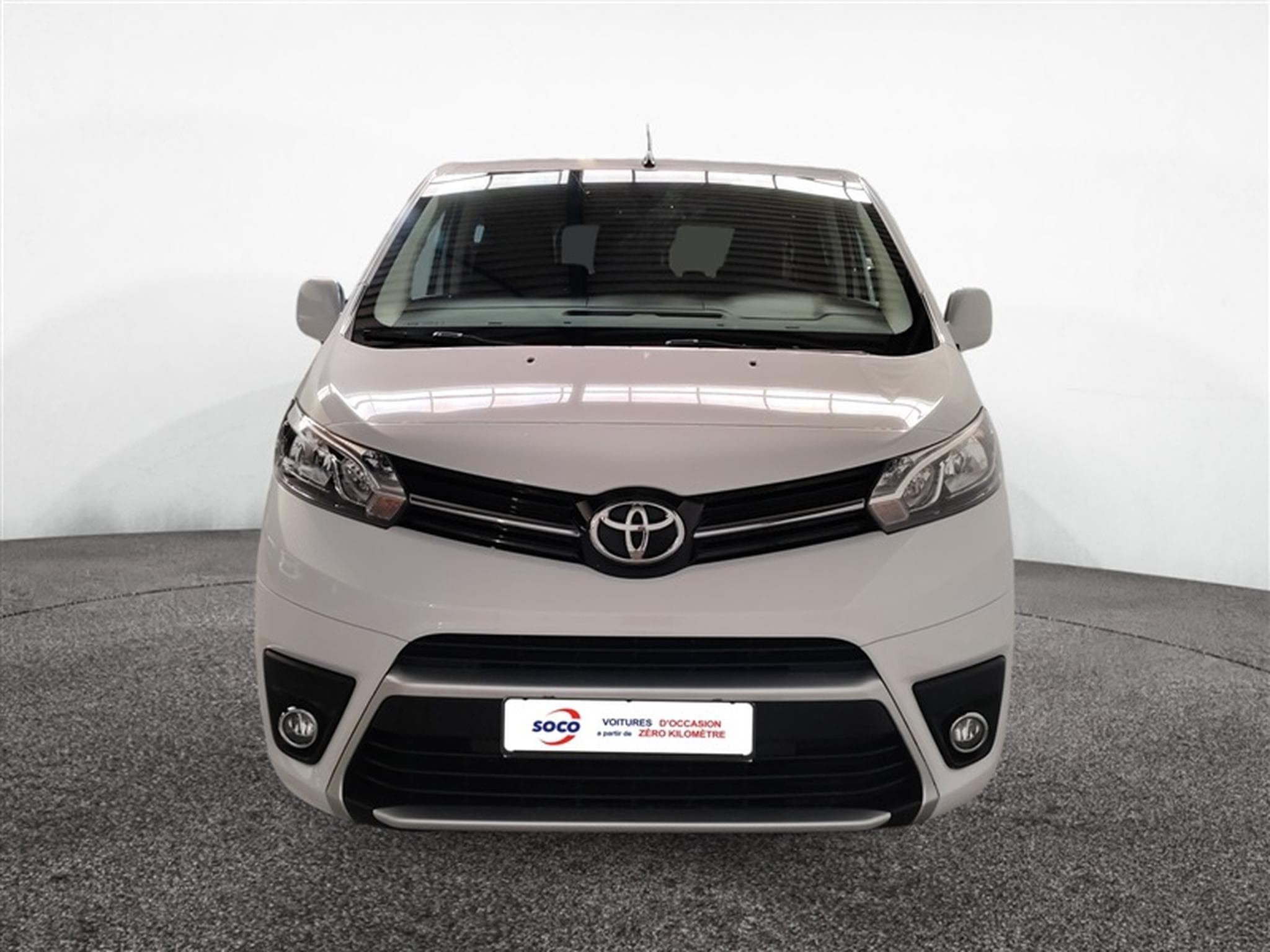 Toyota Proace 2.0 D-4D 145Cv 8PL CARPLAY / CAMERA (2023) - Photo 4