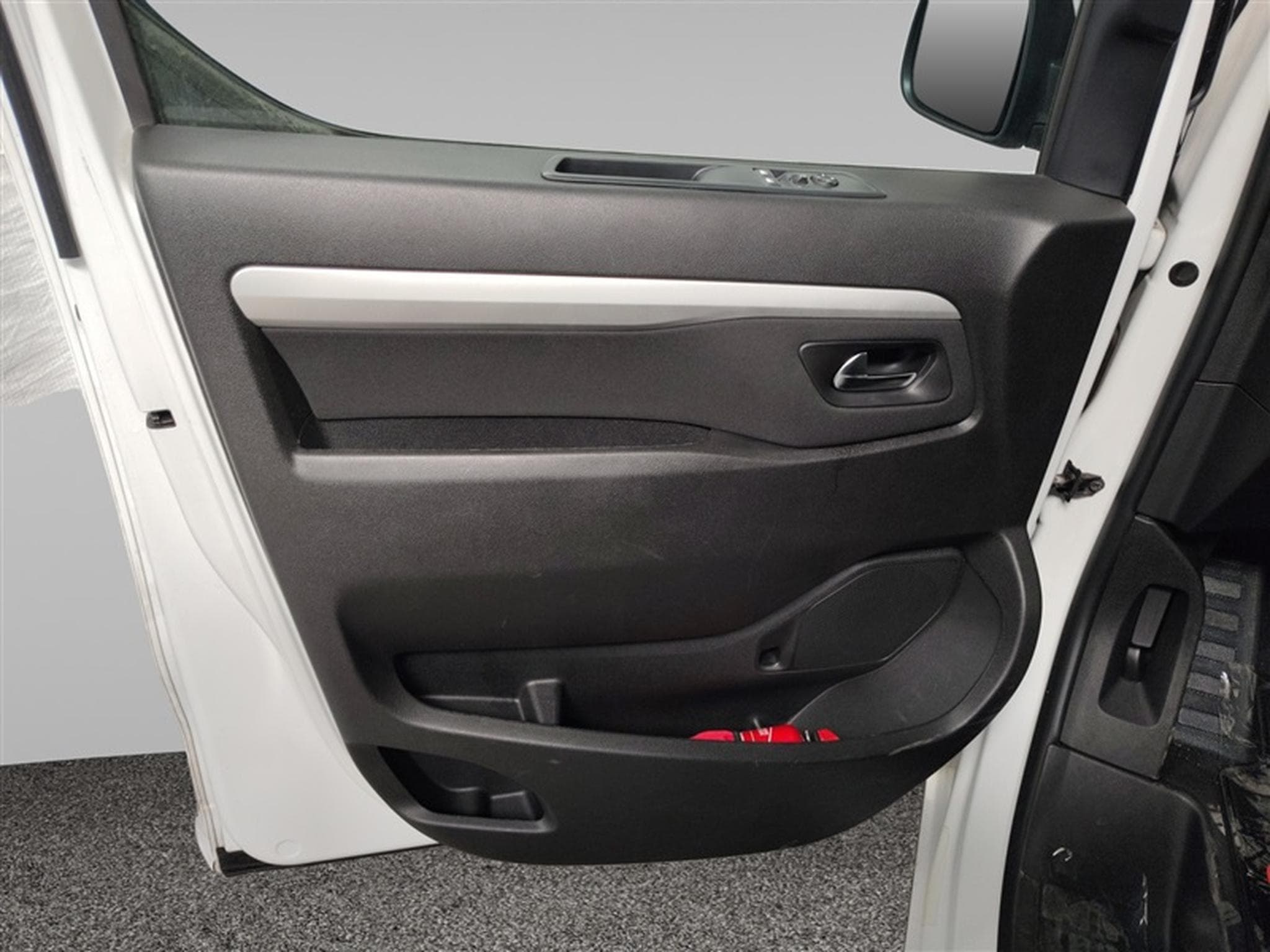 Toyota Proace 2.0 D-4D 145Cv 8PL CARPLAY / CAMERA (2023) - Photo 17