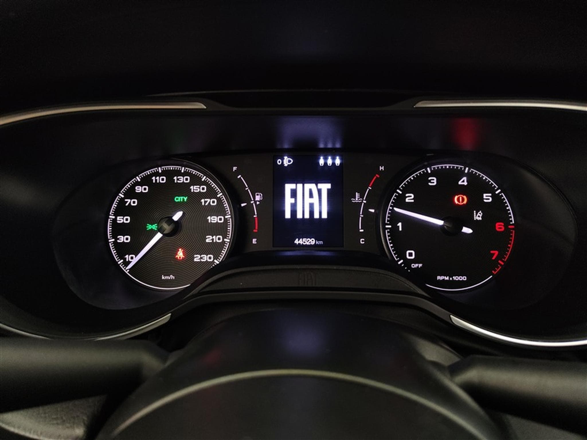 Fiat Tipo StationWagon 1.0 T FireFly City Life NAVI/CARPLAY / JA 16" (2023) - Photo 9
