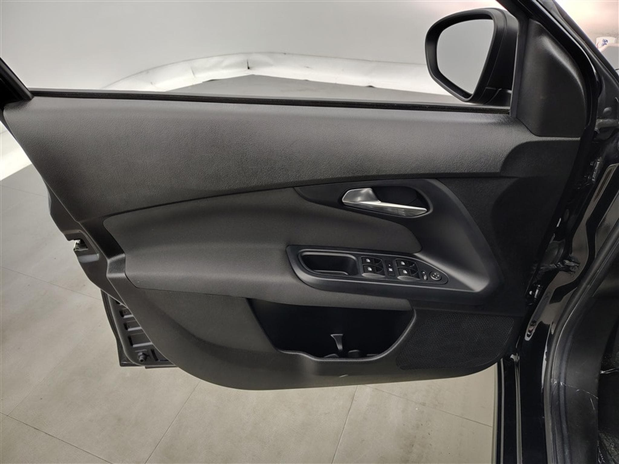 Fiat Tipo StationWagon 1.0 T FireFly City Life NAVI/CARPLAY / JA 16" (2023) - Photo 16