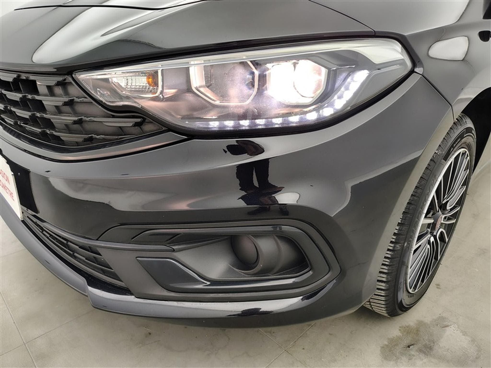 Fiat Tipo StationWagon 1.0 T FireFly City Life NAVI/CARPLAY / JA 16" (2023) - Photo 14