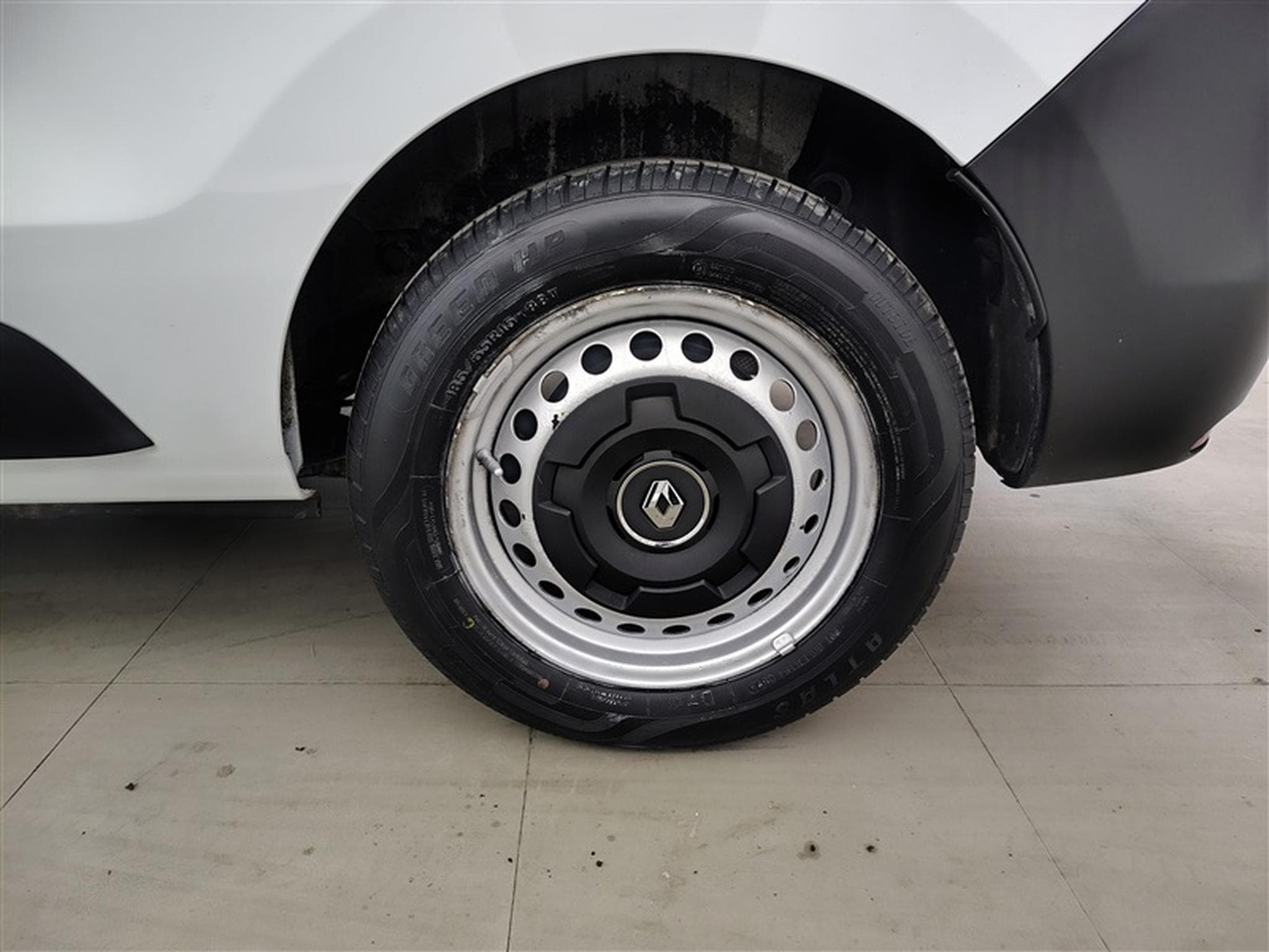 Renault Express 1.5 Blue dCi CLIM / BLUETOOTH / PDC (2022) - Photo 6