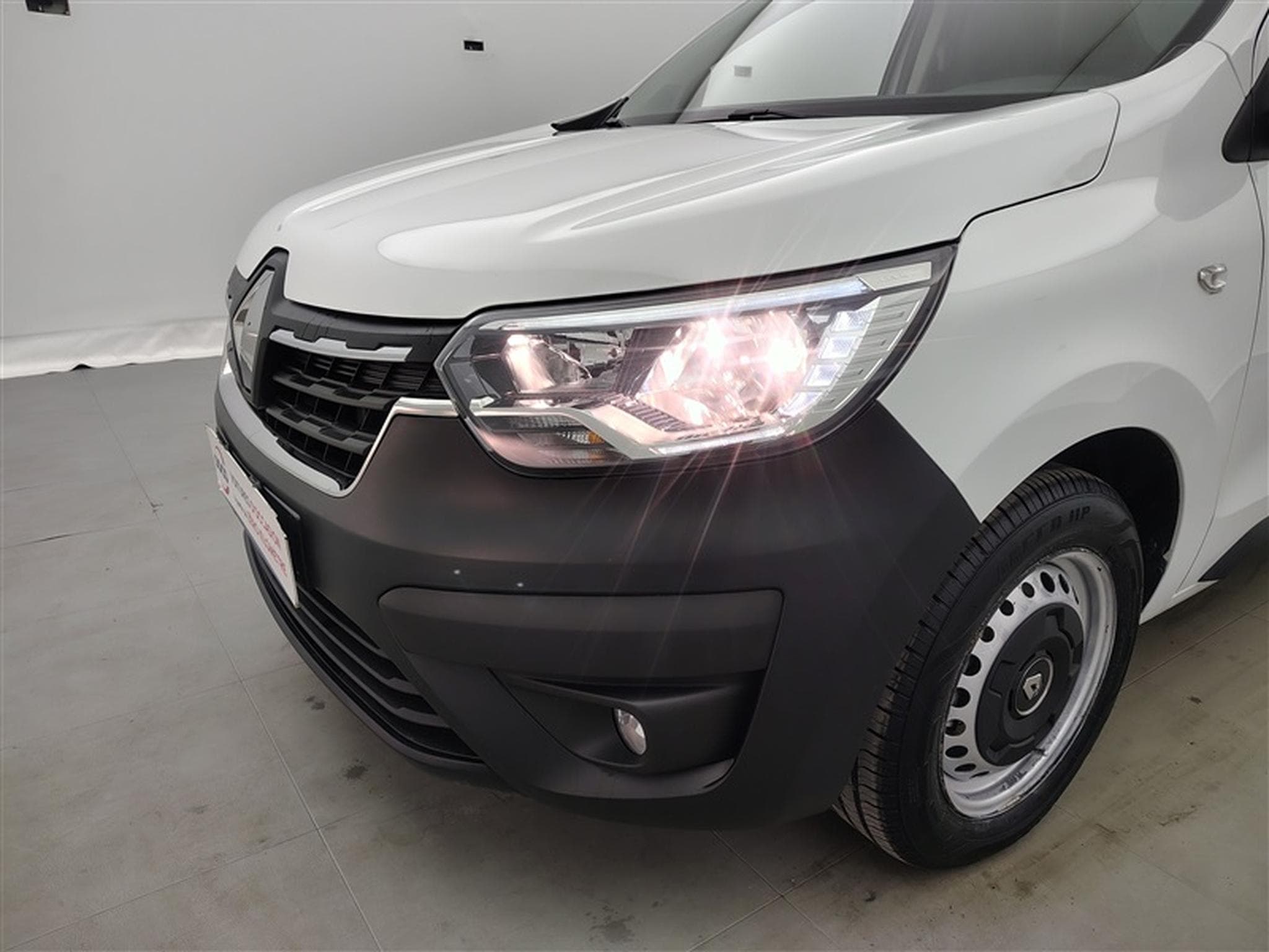 Renault Express 1.5 Blue dCi CLIM / BLUETOOTH / PDC (2022) - Photo 15