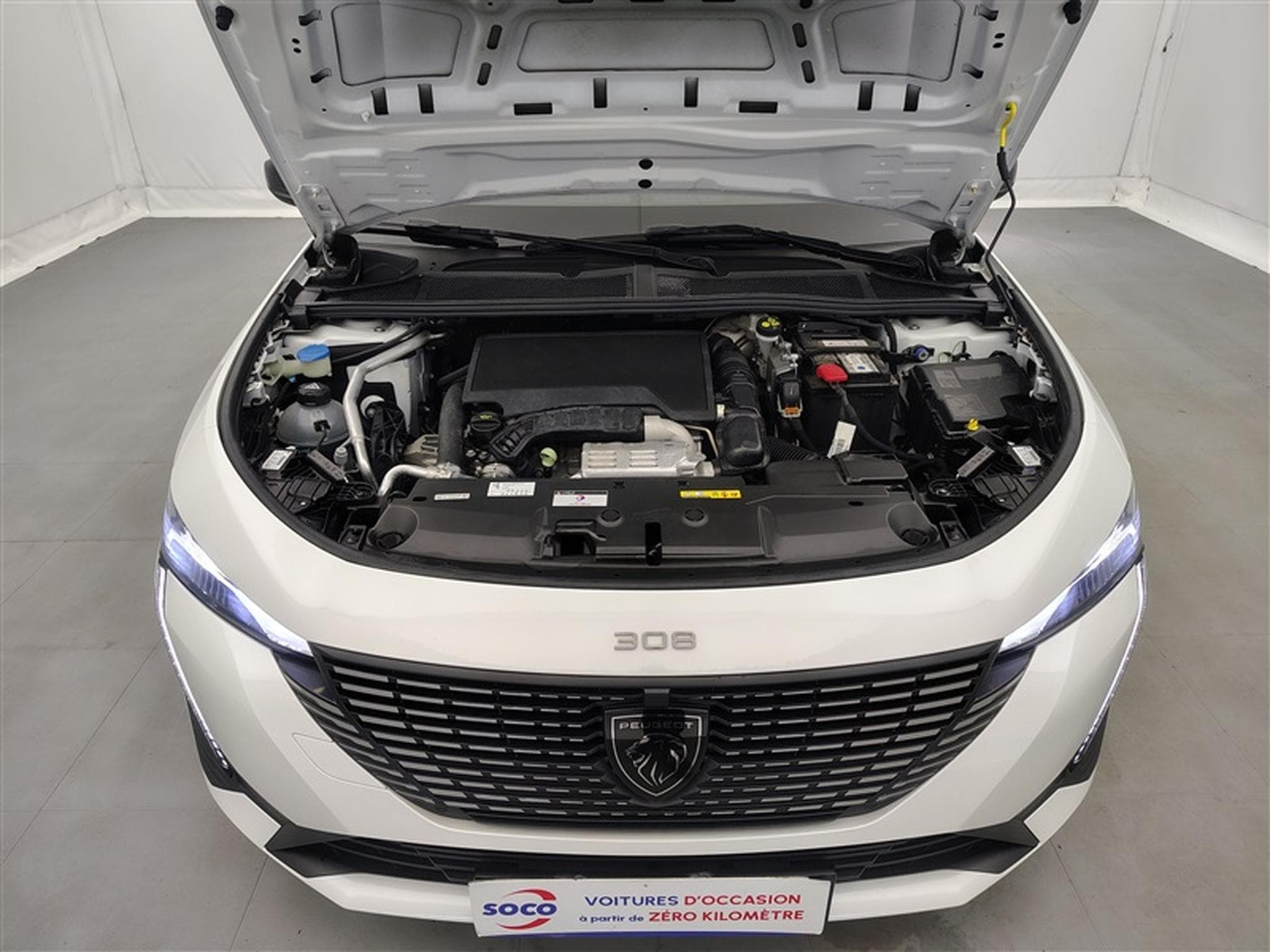 Peugeot 308 1.2 PureTech Allure Pack S-CUIR/NAVI/FULL LED/JA17/PDC (2023) - Foto 18