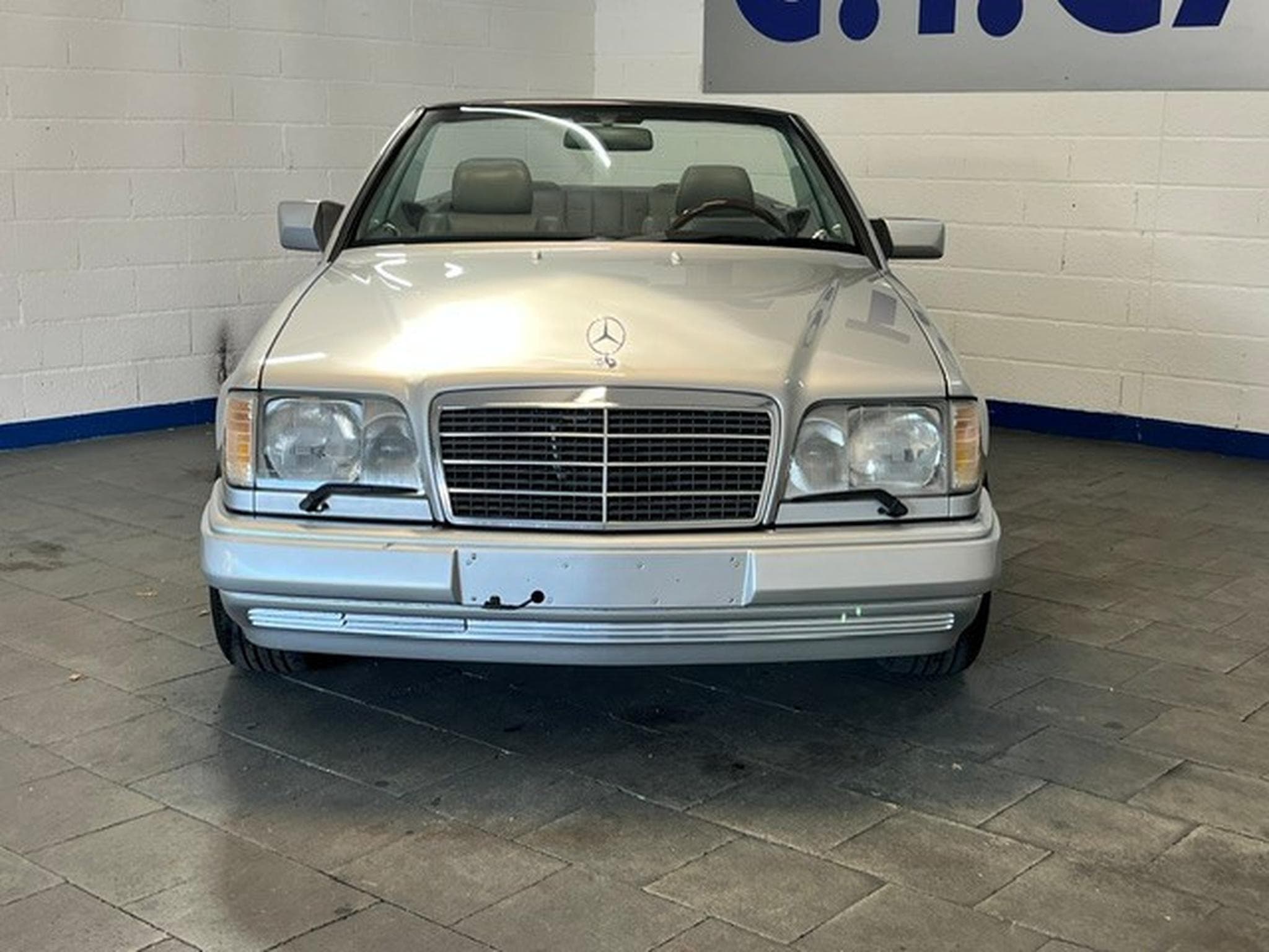 Mercedes E 320 AMG Line -  W124 (1995) - Photo 5