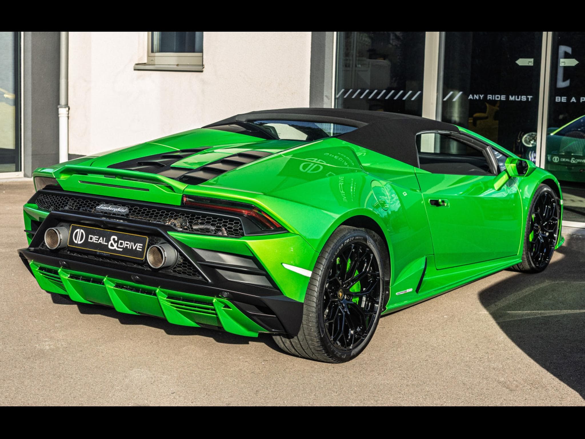 Lamborghini Huracán EVO SPYDER LP640-4 5.2 V10 - 60 ANNIVERSARIO - 5Y WARRANTY+M (2023) - Photo 22