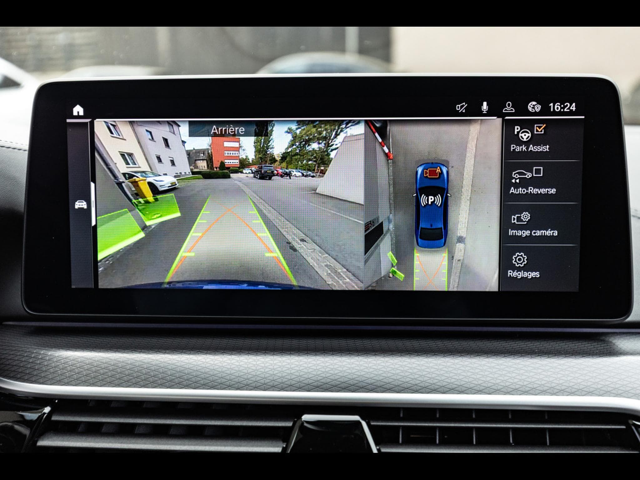 BMW M550 LIMOUSINE (G30) XDRIVE 530 CH - SERVICE INCLUSIVE 05/2029 - (2022) - Foto 20