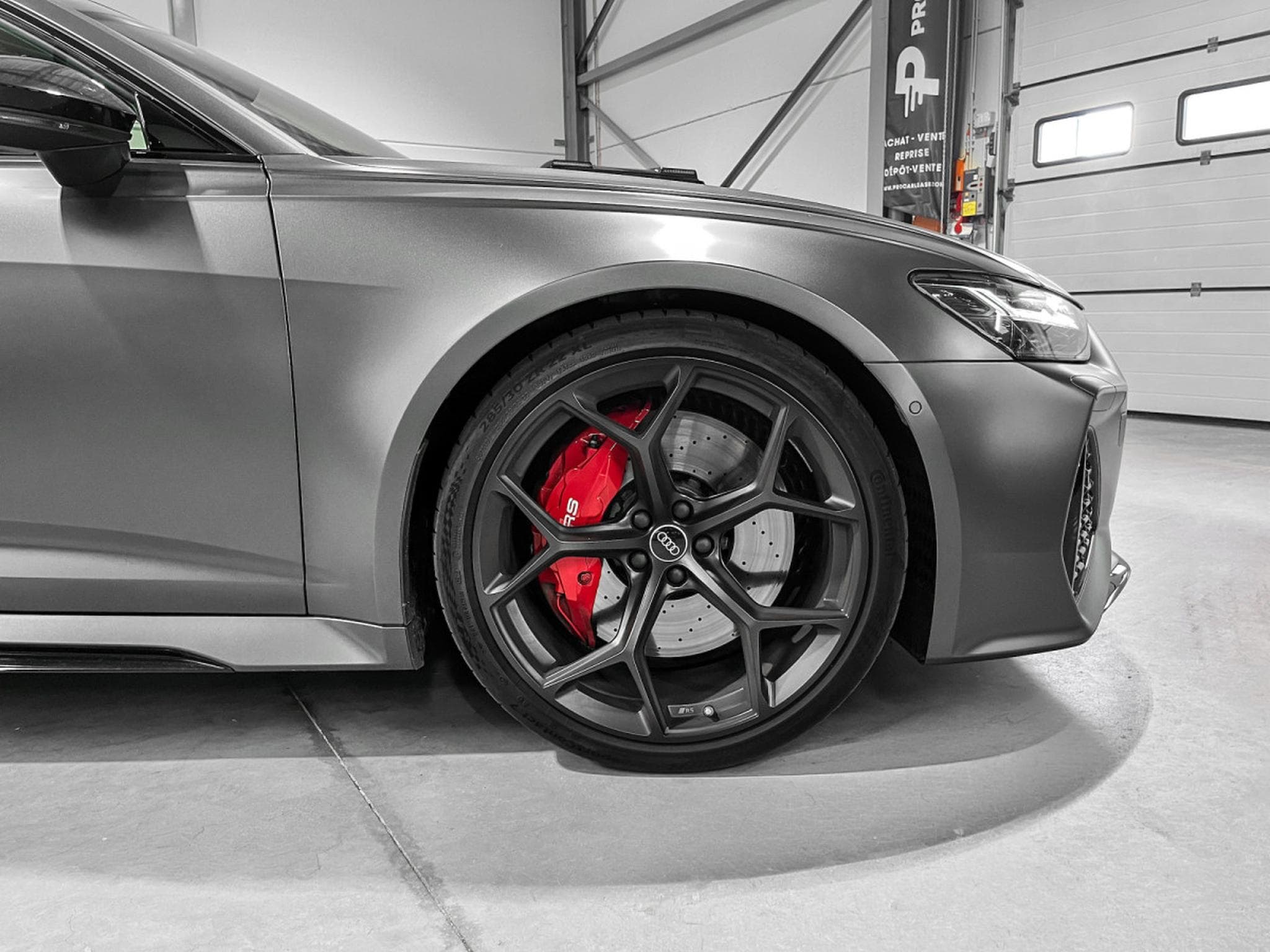 Audi RS6 RS6 Avant PERFORMANCE 4.0 TFSI quattro/22/PANO/KEYLESS/RS DY (2023) - Foto 15