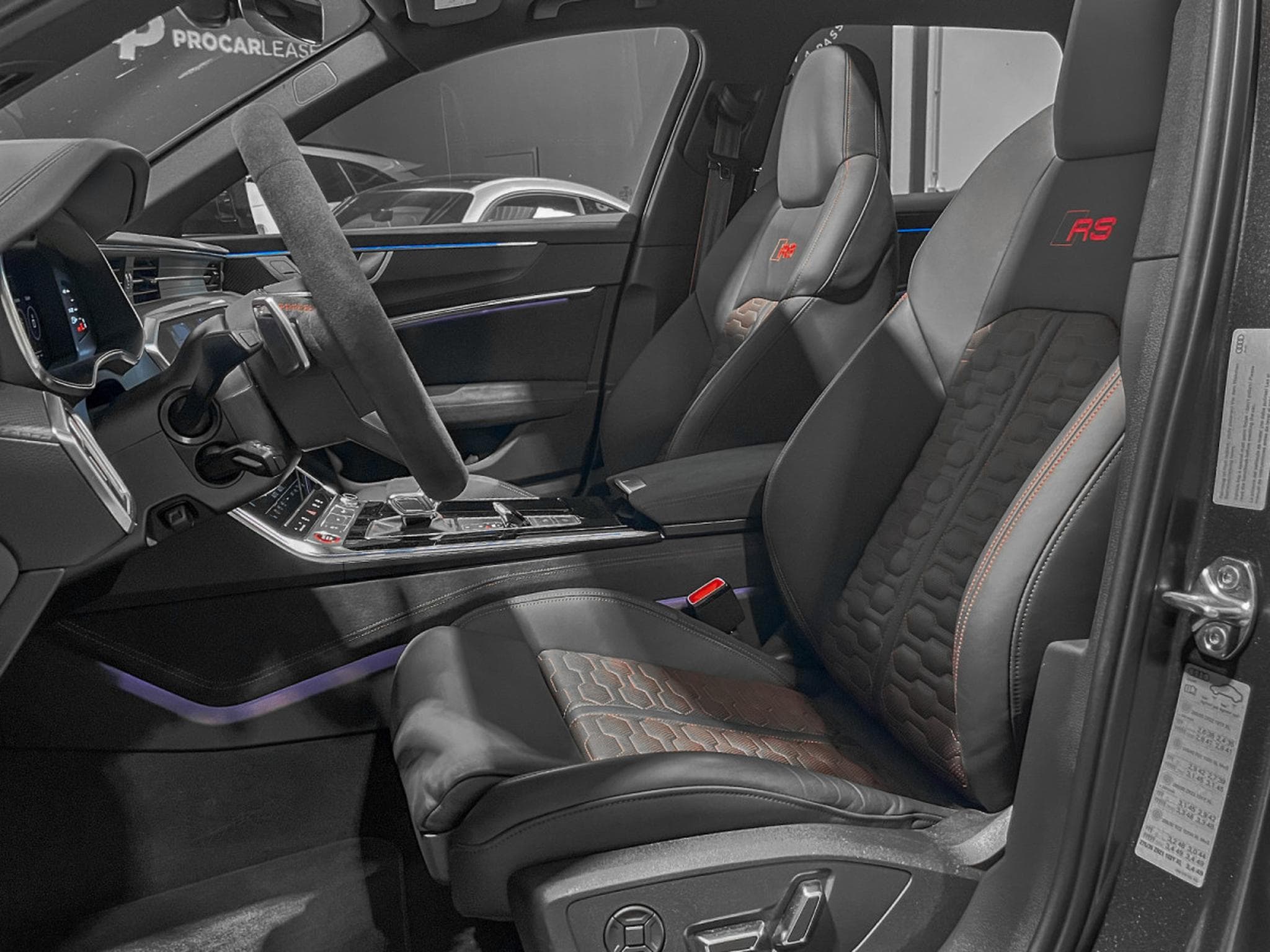 Audi RS6 RS6 Avant PERFORMANCE 4.0 TFSI quattro/22/PANO/KEYLESS/RS DY (2023) - Foto 24