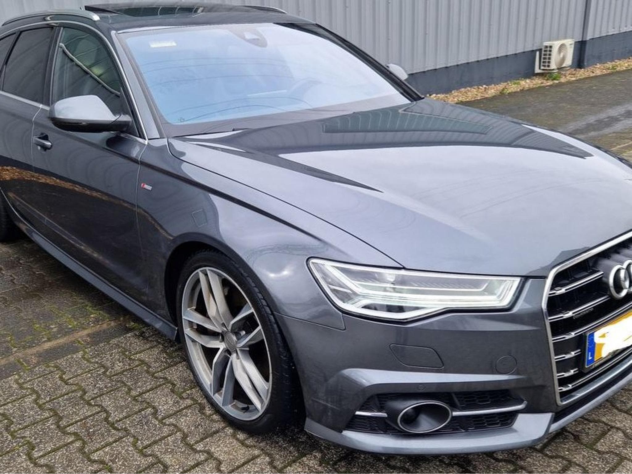 Audi A6 S Line Boite Auto S tronic (2018) - Photo 2