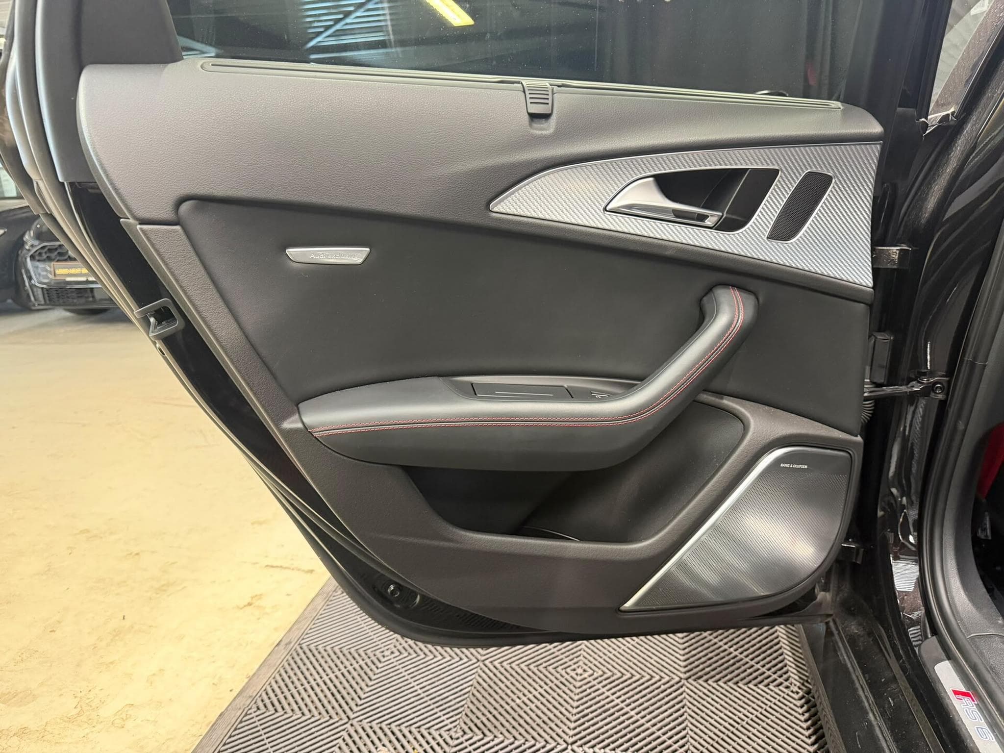 Audi RS6 RS6 4.0 TFSI S-tronic Quattro (2014) - Foto 11