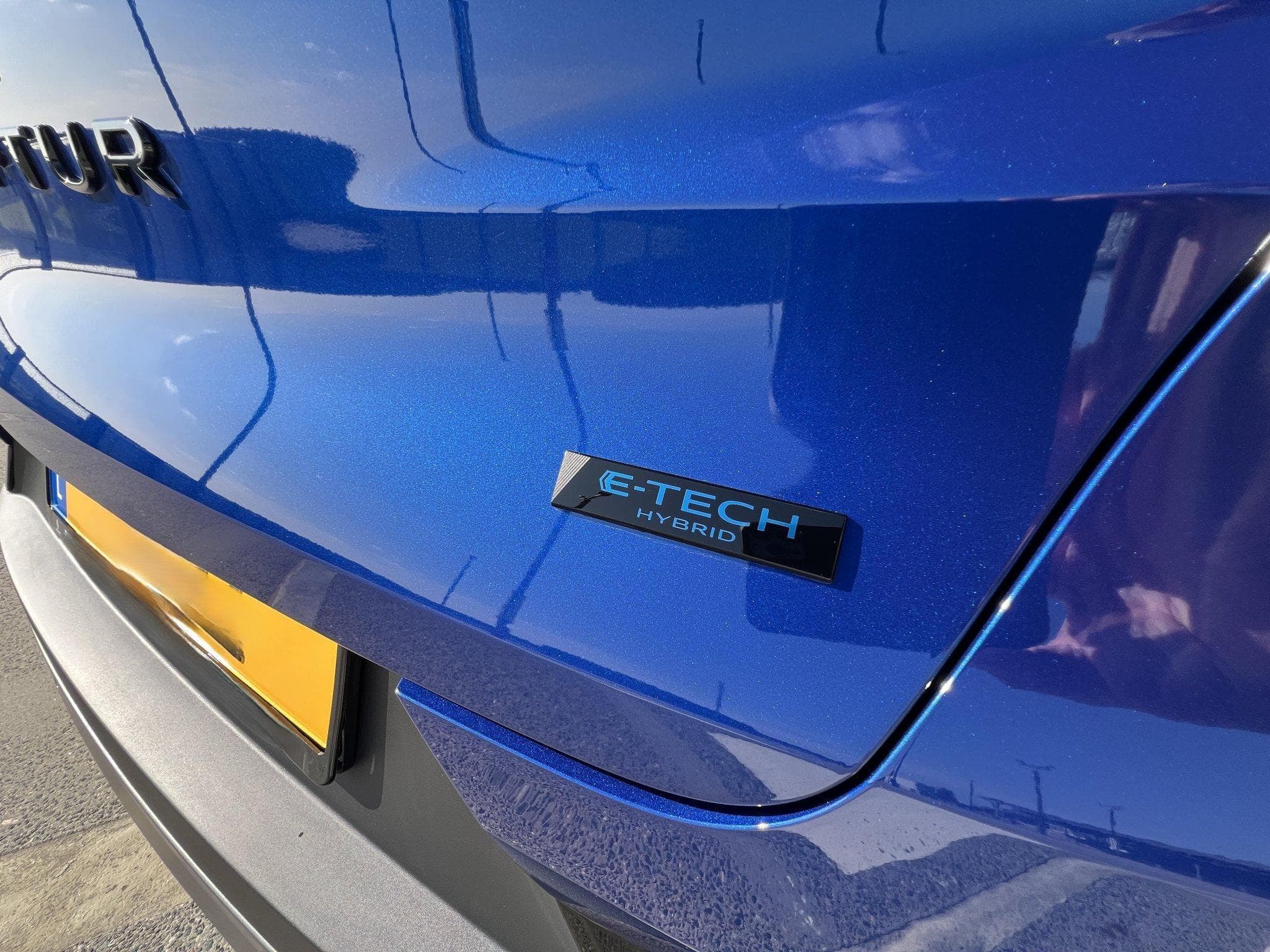Renault Captur esprit Alpine Full Hybrid E-Tech 160 ch (2026) - Photo 14