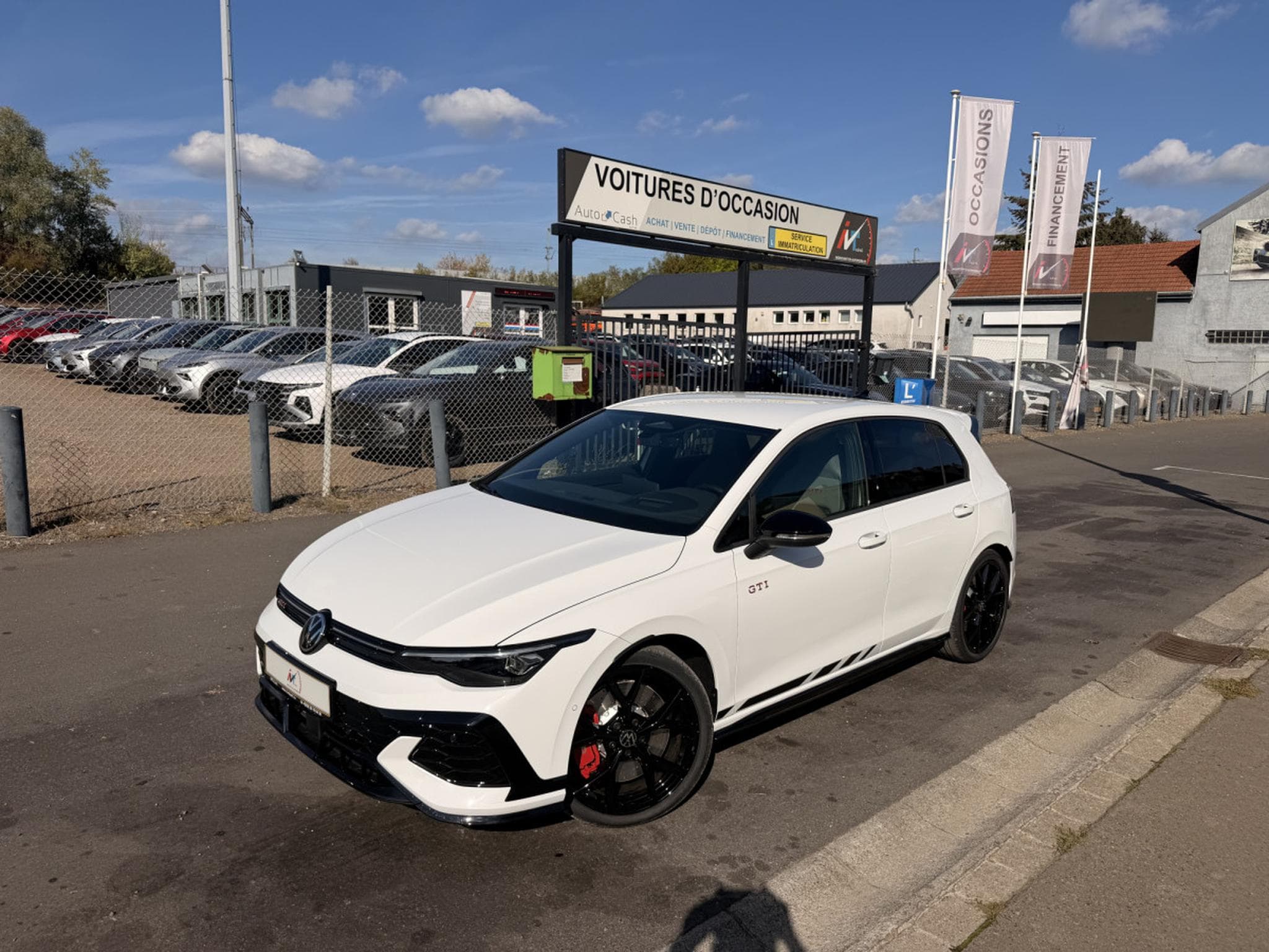 VW Golf GTI 300 Clubsport DSG (2026) - Foto 1