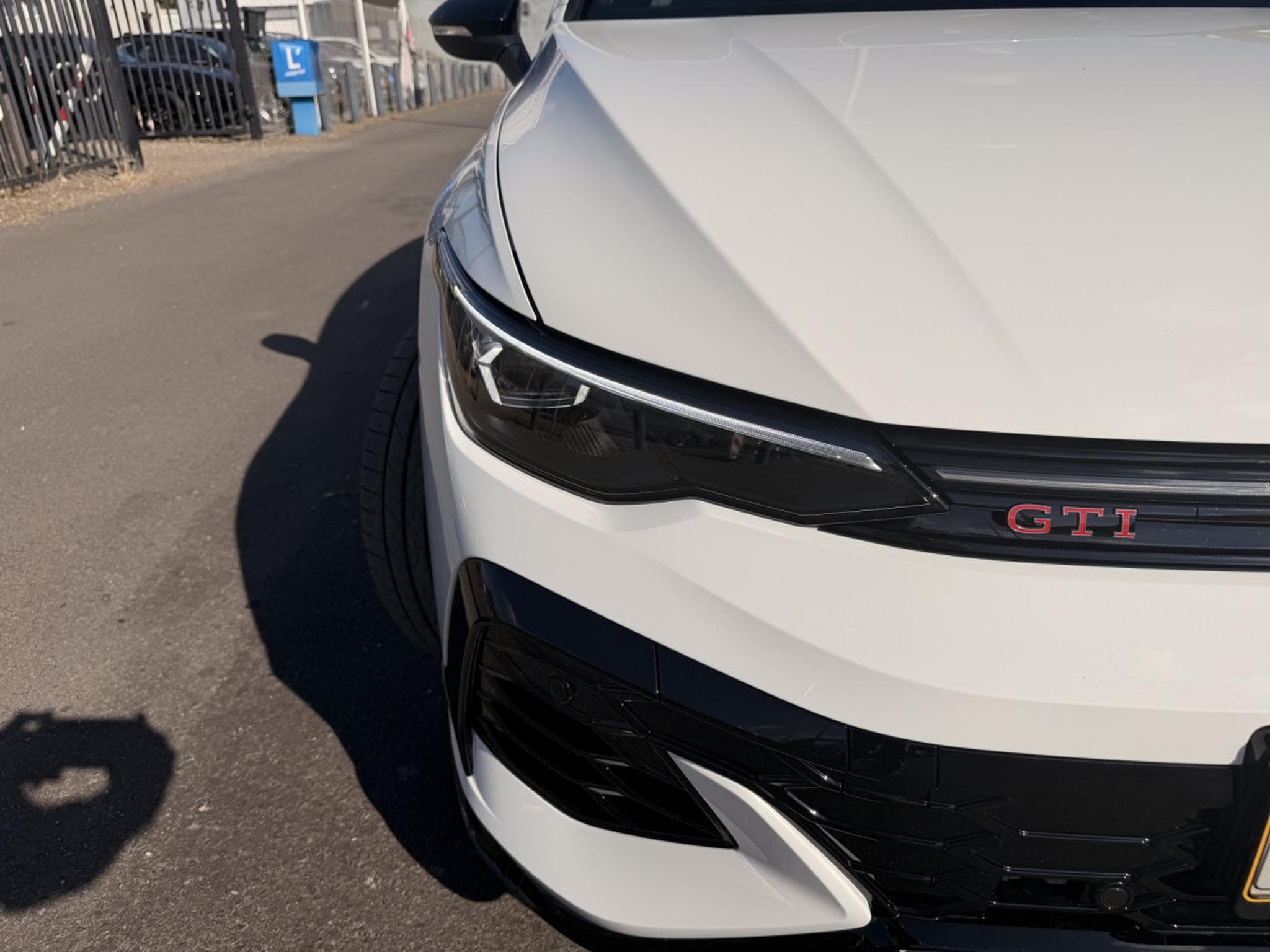 VW Golf GTI 300 Clubsport DSG (2026) - Foto 9