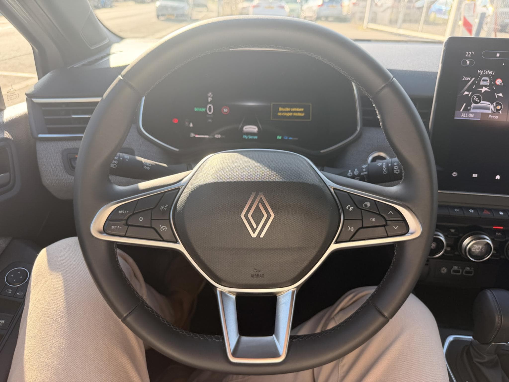 Renault Clio E-Tech 145 Hybride Intens (2024) - Foto 15