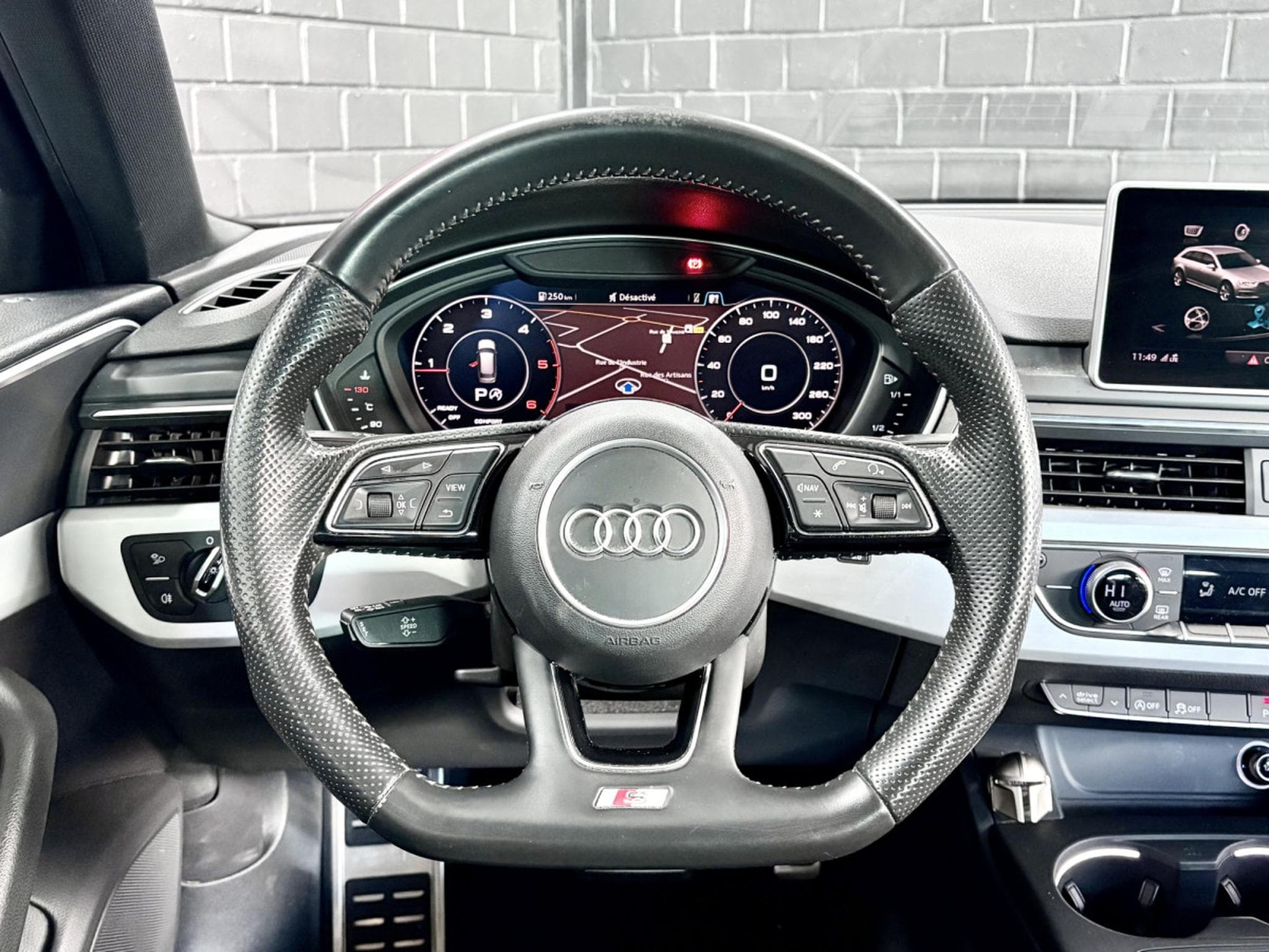 Audi A4 Avant S-Line 2.0 TDI 150 CV * HAYON * NAVI * (2018) - Photo 10