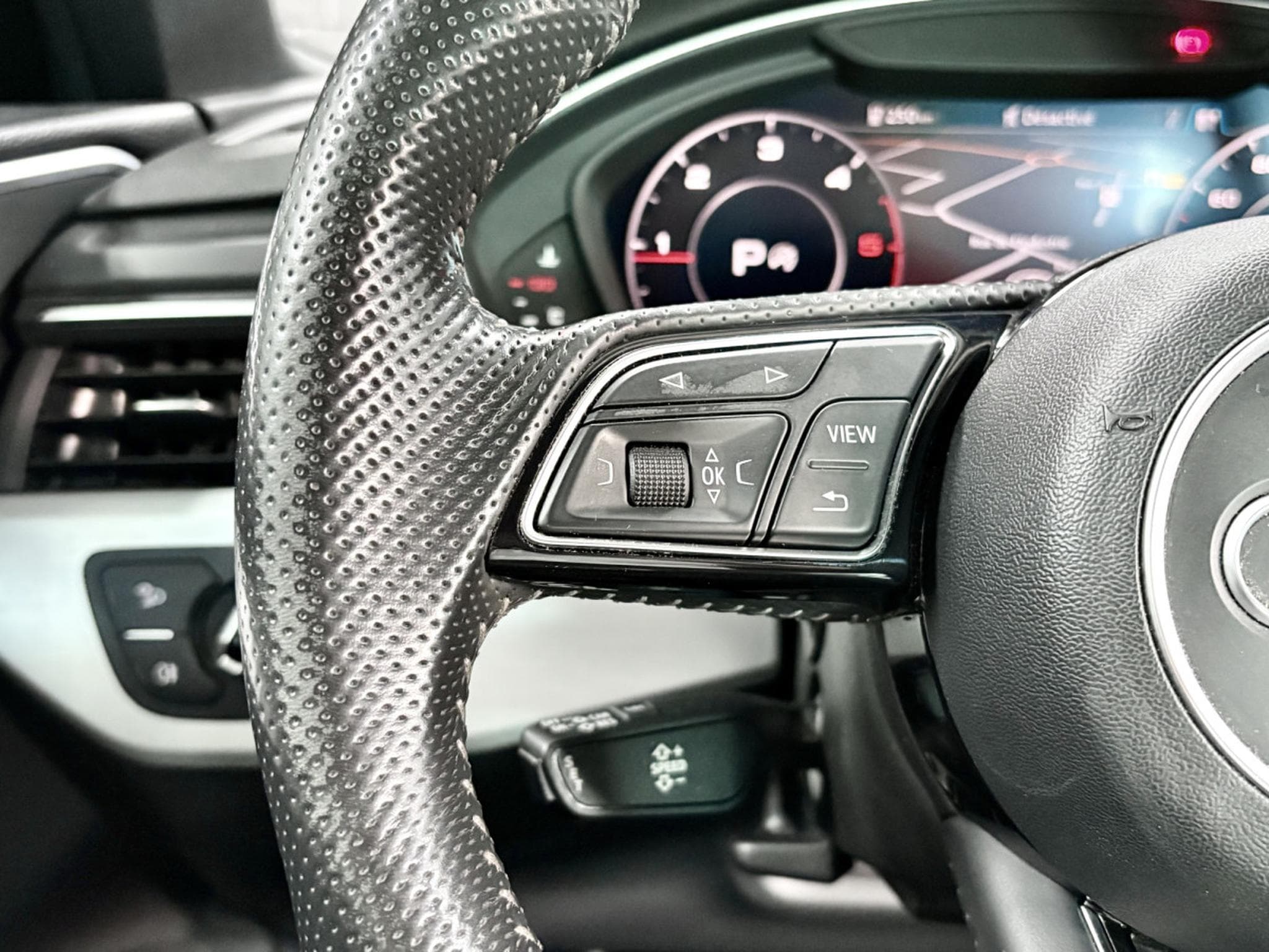 Audi A4 Avant S-Line 2.0 TDI 150 CV * HAYON * NAVI * (2018) - Photo 11