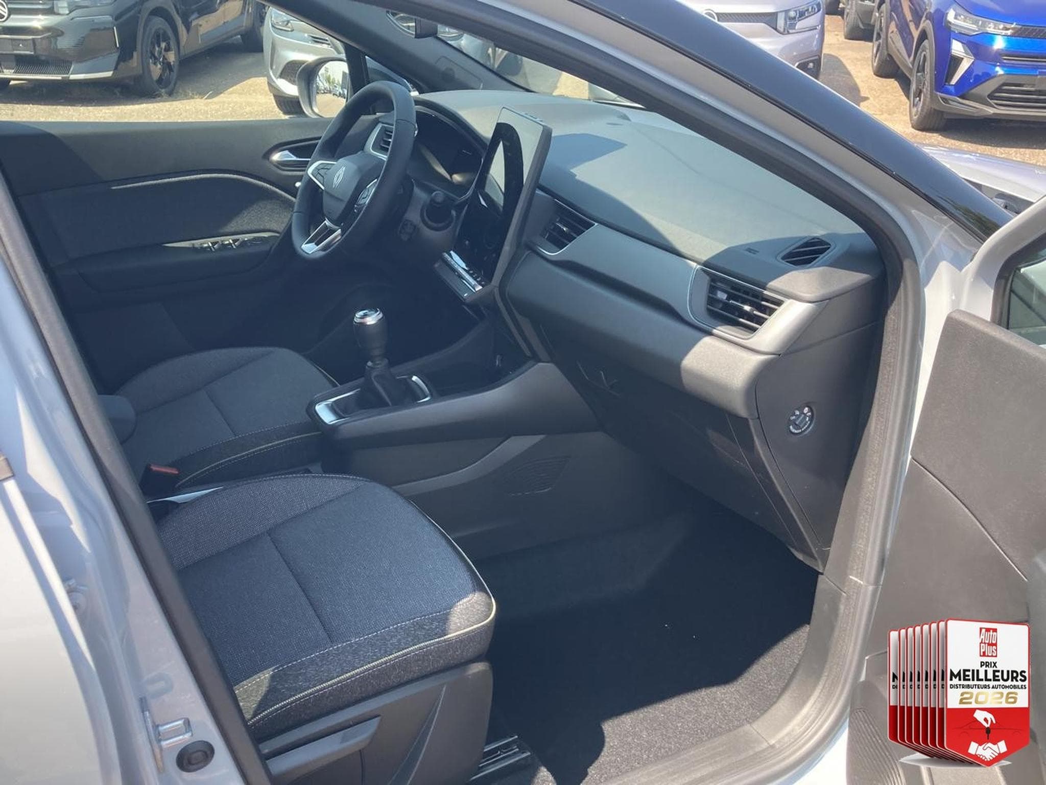 Renault Captur 1.2 TCE 115 TECHNO (2026) - Photo 25