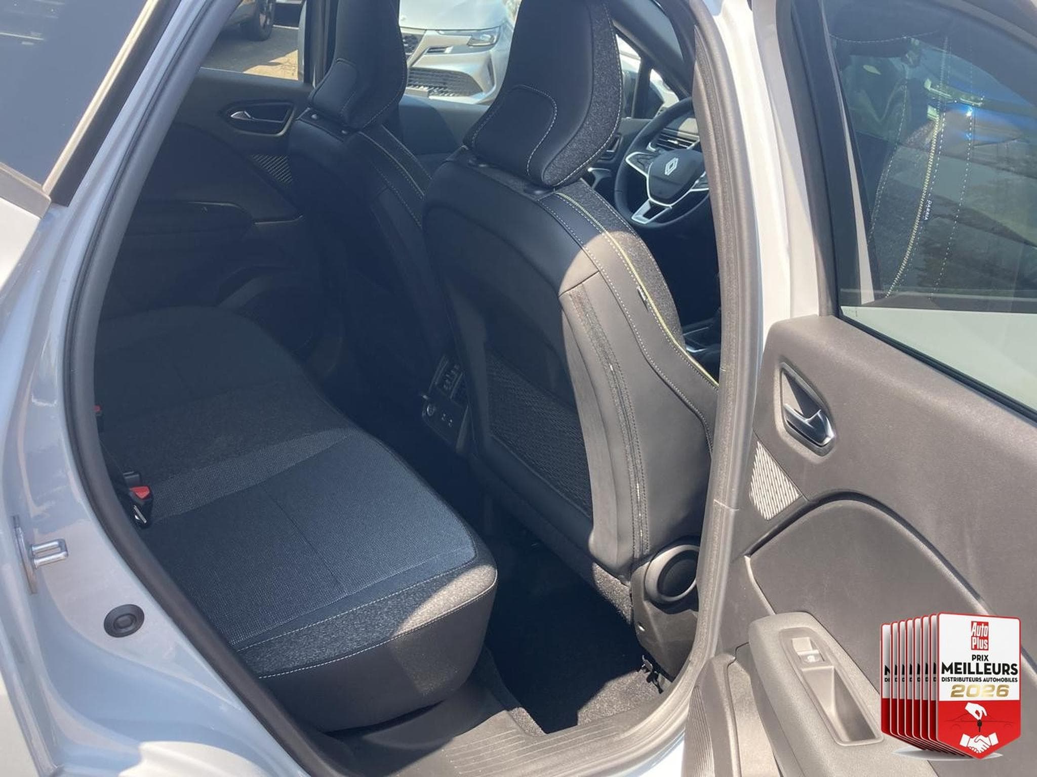 Renault Captur 1.2 TCE 115 TECHNO (2026) - Photo 26