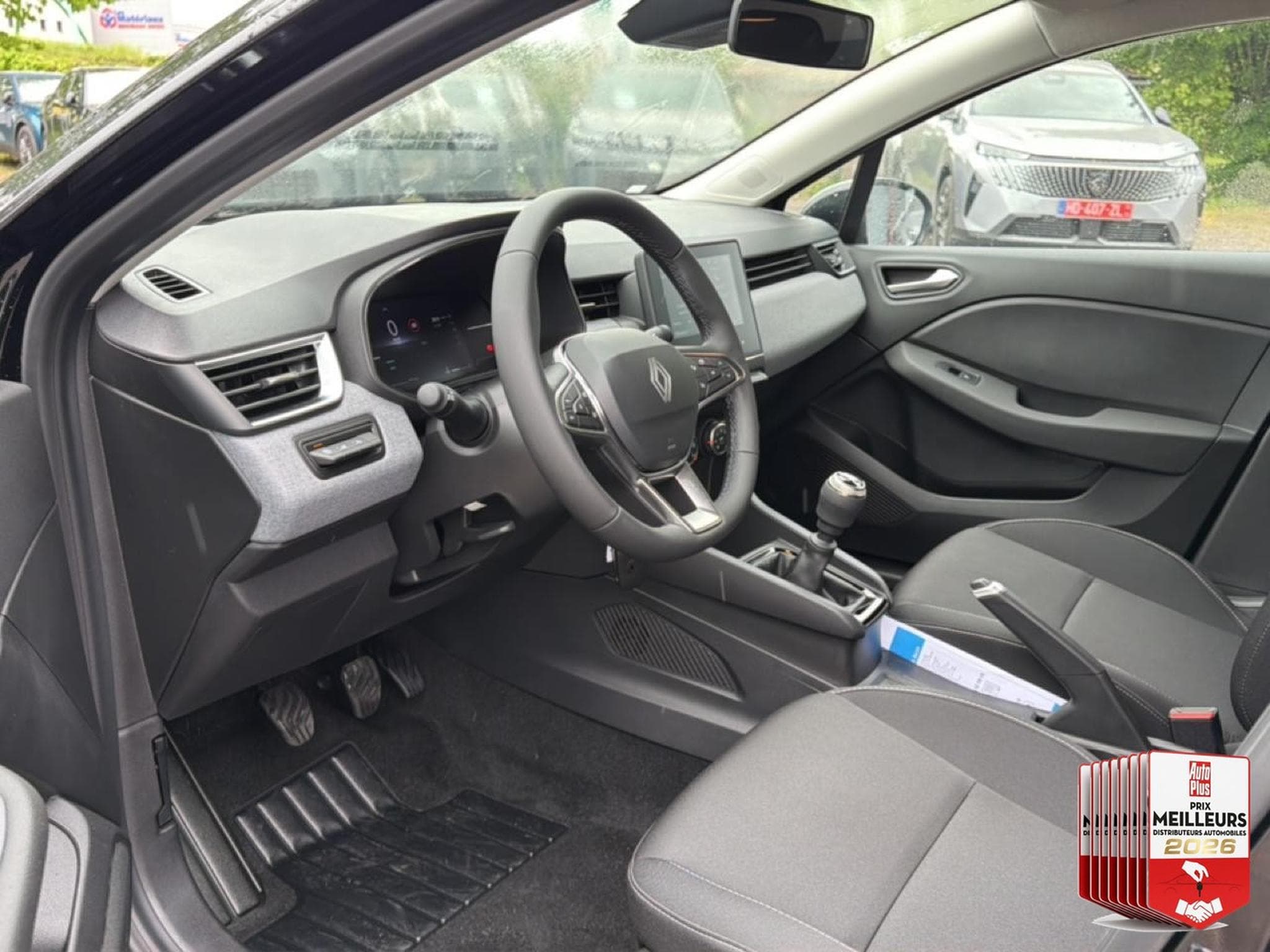 Renault Clio 1.0 TCE 90 EVOLUTION (2026) - Photo 11