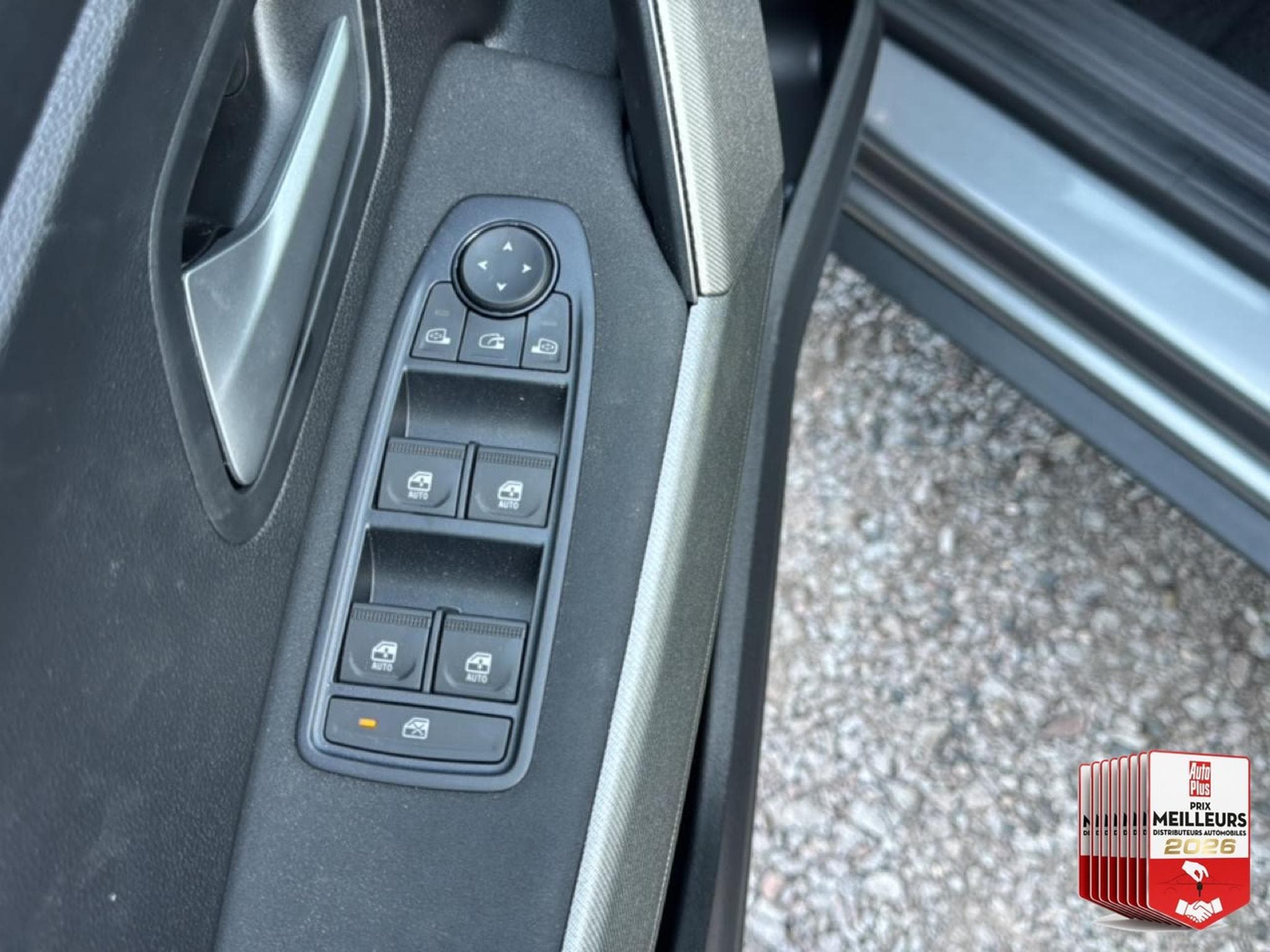 Dacia BIGSTER 1.2 MILD HYBRID 140 JOURNEY (2026) - Photo 14