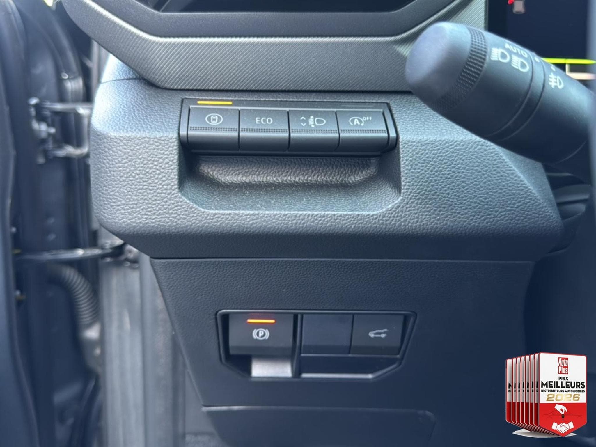 Dacia BIGSTER 1.2 MILD HYBRID 140 JOURNEY (2026) - Photo 16