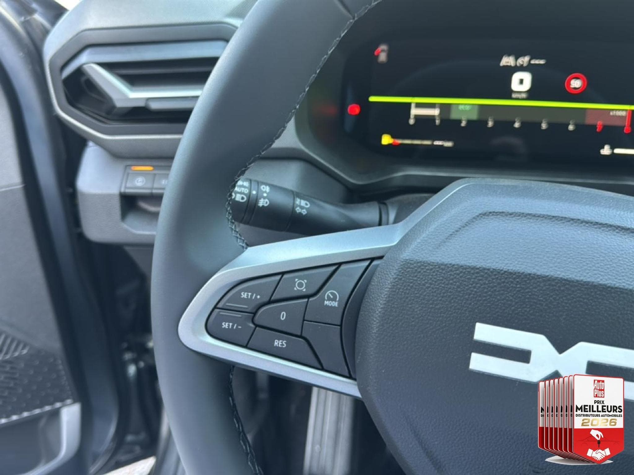 Dacia BIGSTER 1.2 MILD HYBRID 140 JOURNEY (2026) - Photo 18