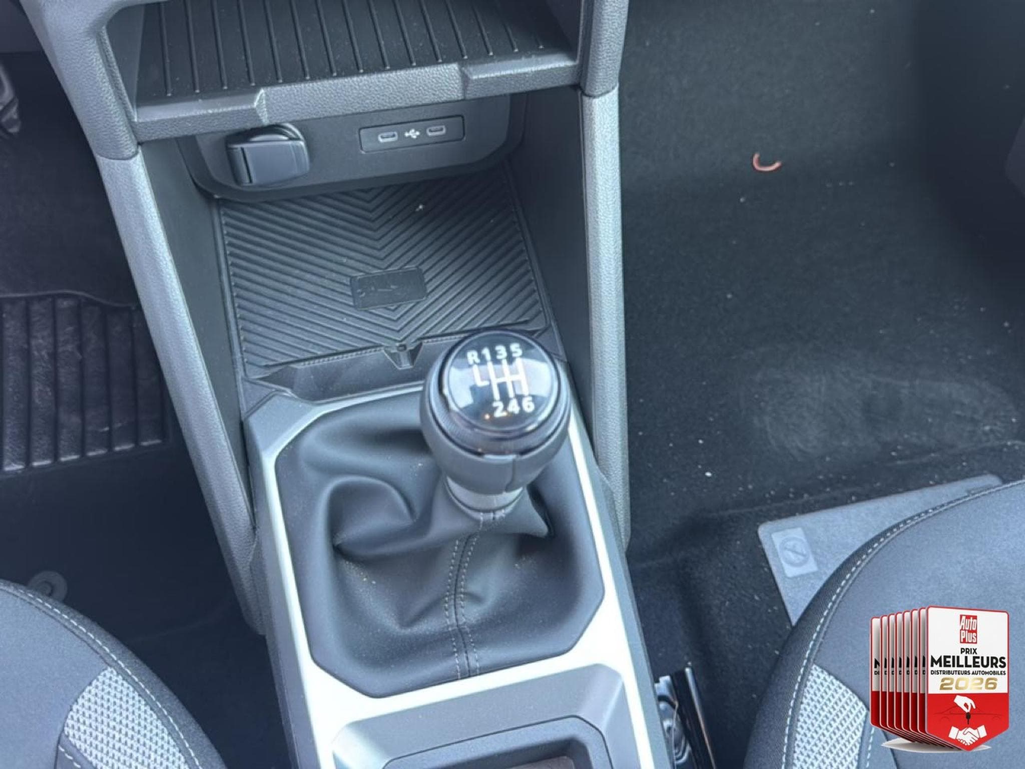 Dacia BIGSTER 1.2 MILD HYBRID 140 JOURNEY (2026) - Photo 22