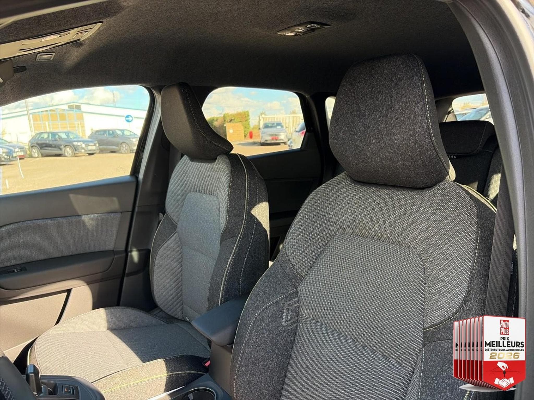 Renault SYMBIOZ 1.8 E-TECH FULL HYBRID 160 TECHNO (2026) - Foto 24