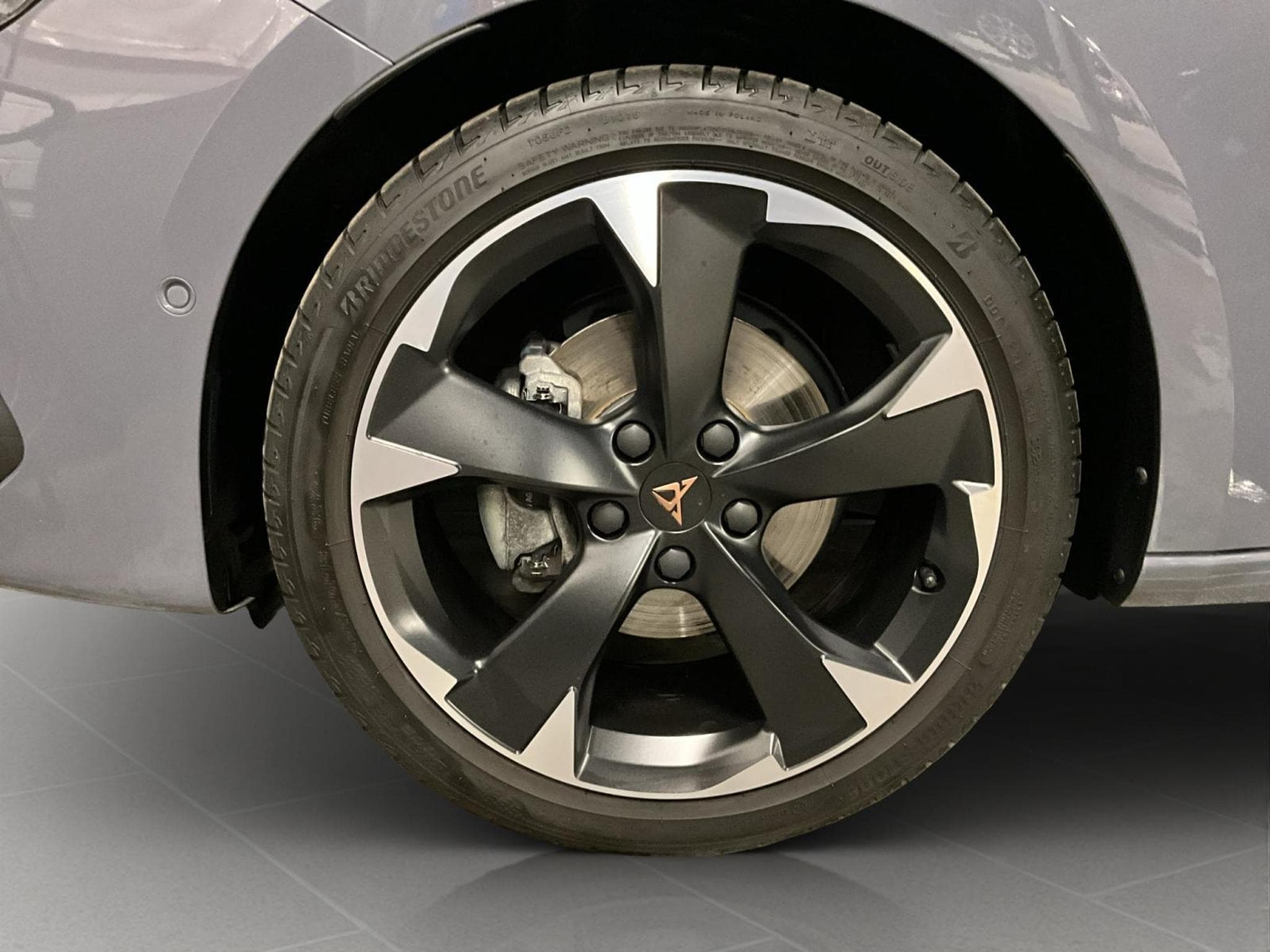 Cupra Leon DSG+Dynamic-Design+Pure-Performance+Intelligent-Drive+LED (2025) - Foto 8