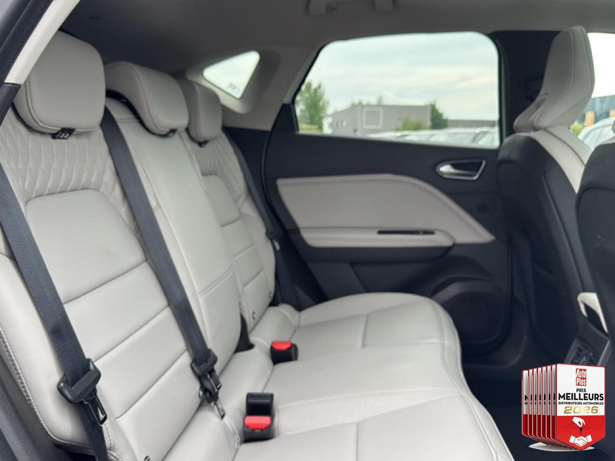 Renault Captur 1.5 BLUE DCI 115 INITIALE PARIS EDC (2020) - Photo 14