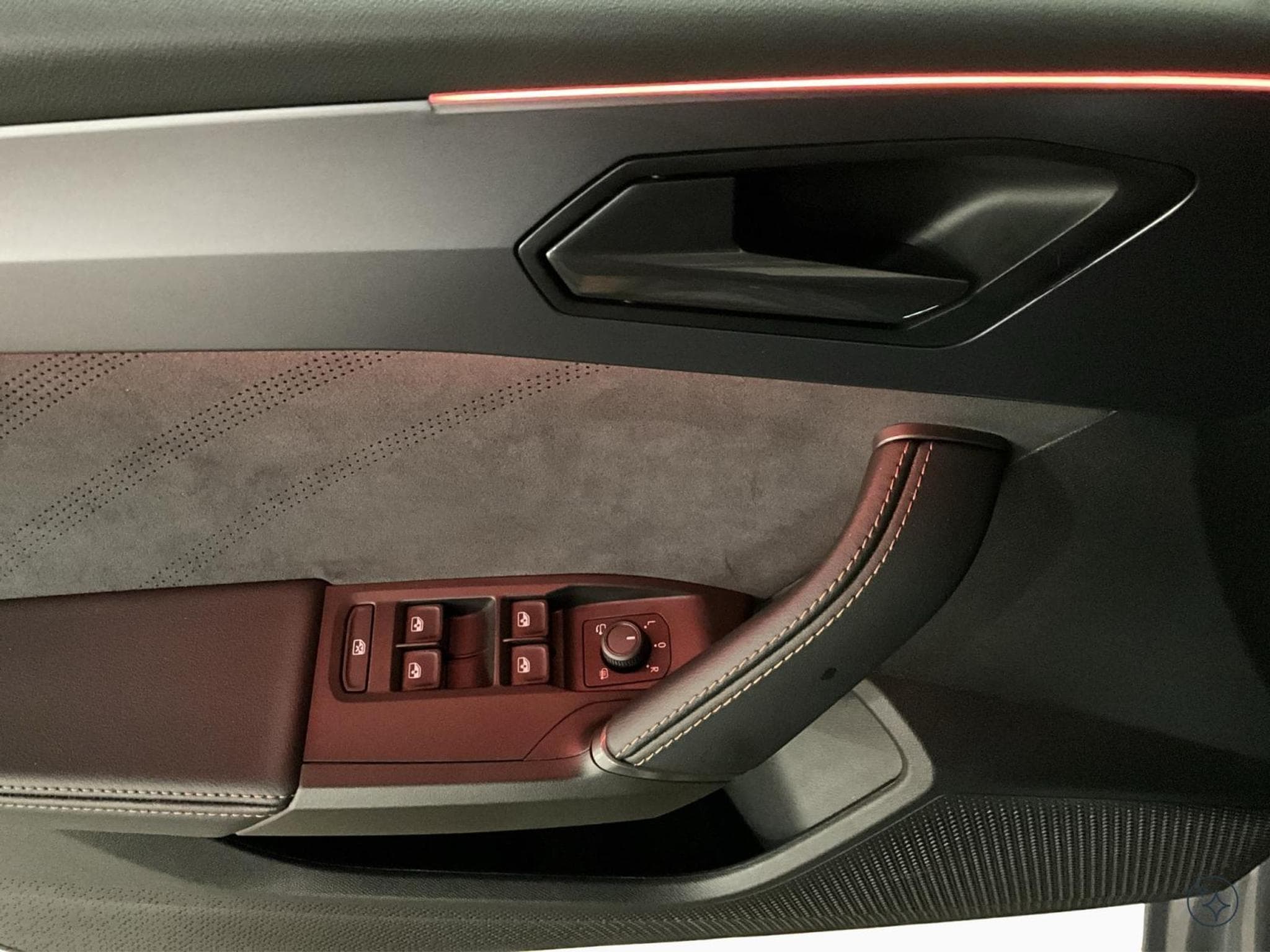 Cupra Leon DSG+Dynamic-Design+Pure-Performance+Intelligent-Drive+LED (2025) - Foto 14