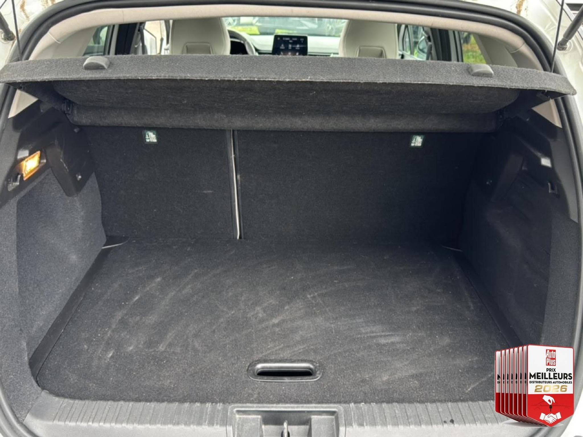 Renault Captur 1.5 BLUE DCI 115 INITIALE PARIS EDC (2020) - Photo 28