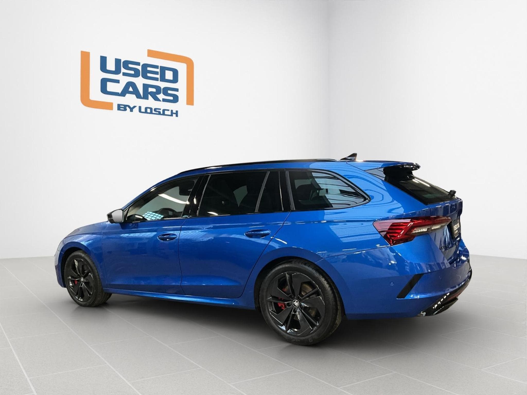 Skoda Octavia Rs+DSG+P.Assisted+Design-Suedia+Head-up+Pano+360° (2025) - Foto 5