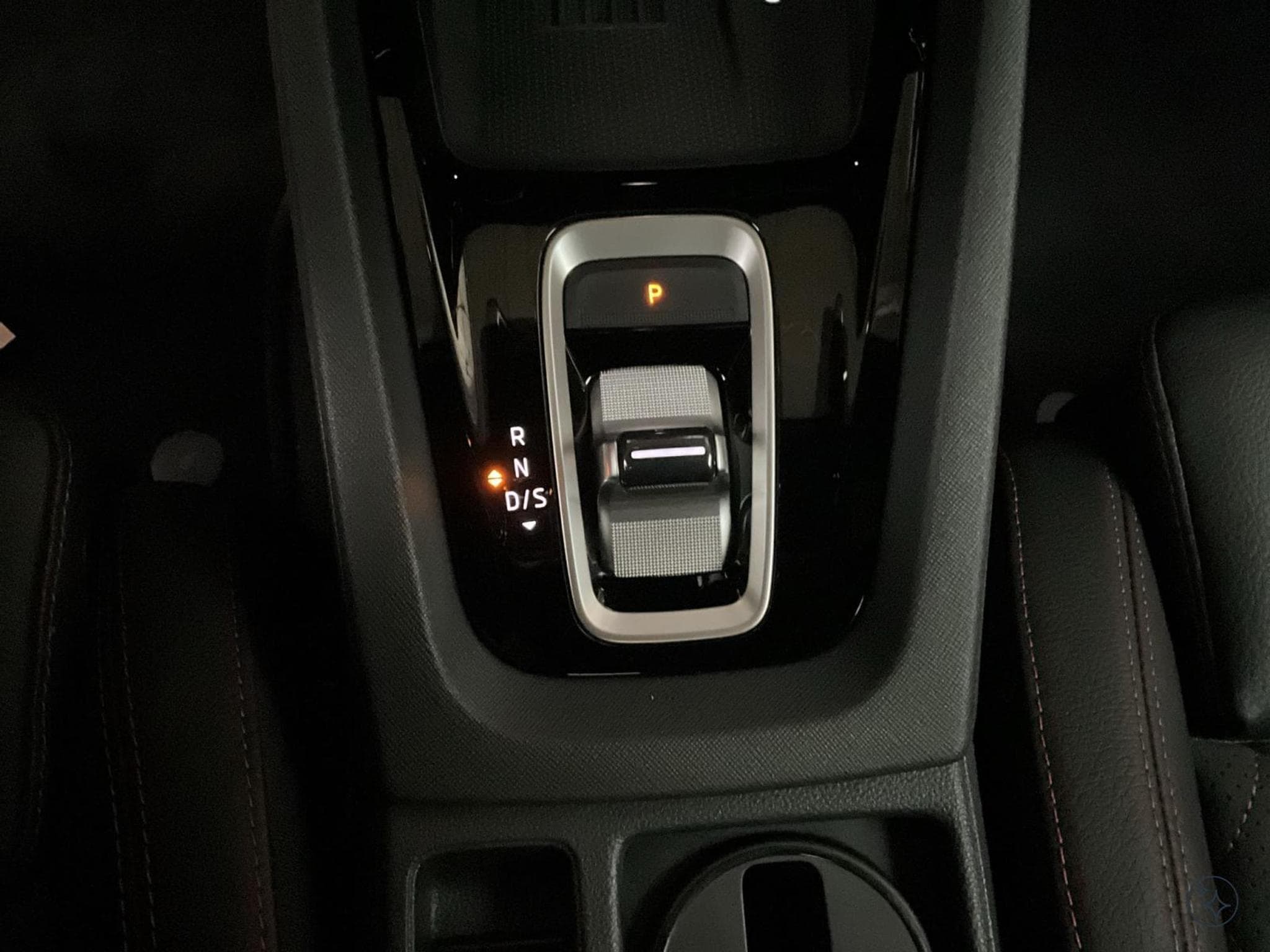 Skoda Octavia Rs+DSG+P.Assisted+Design-Suedia+Head-up+Pano+360° (2025) - Foto 12