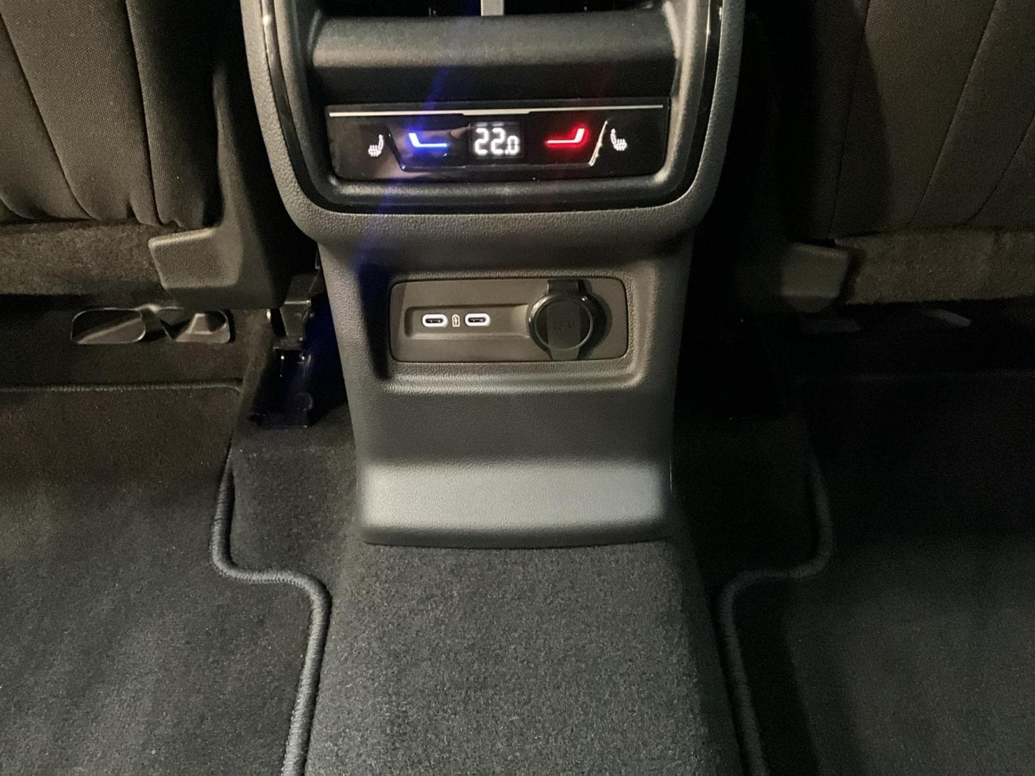 Skoda Kodiaq Selection+DSG+4x4+P.Convenience+LM19+AHK+P.Light&View (2025) - Foto 22