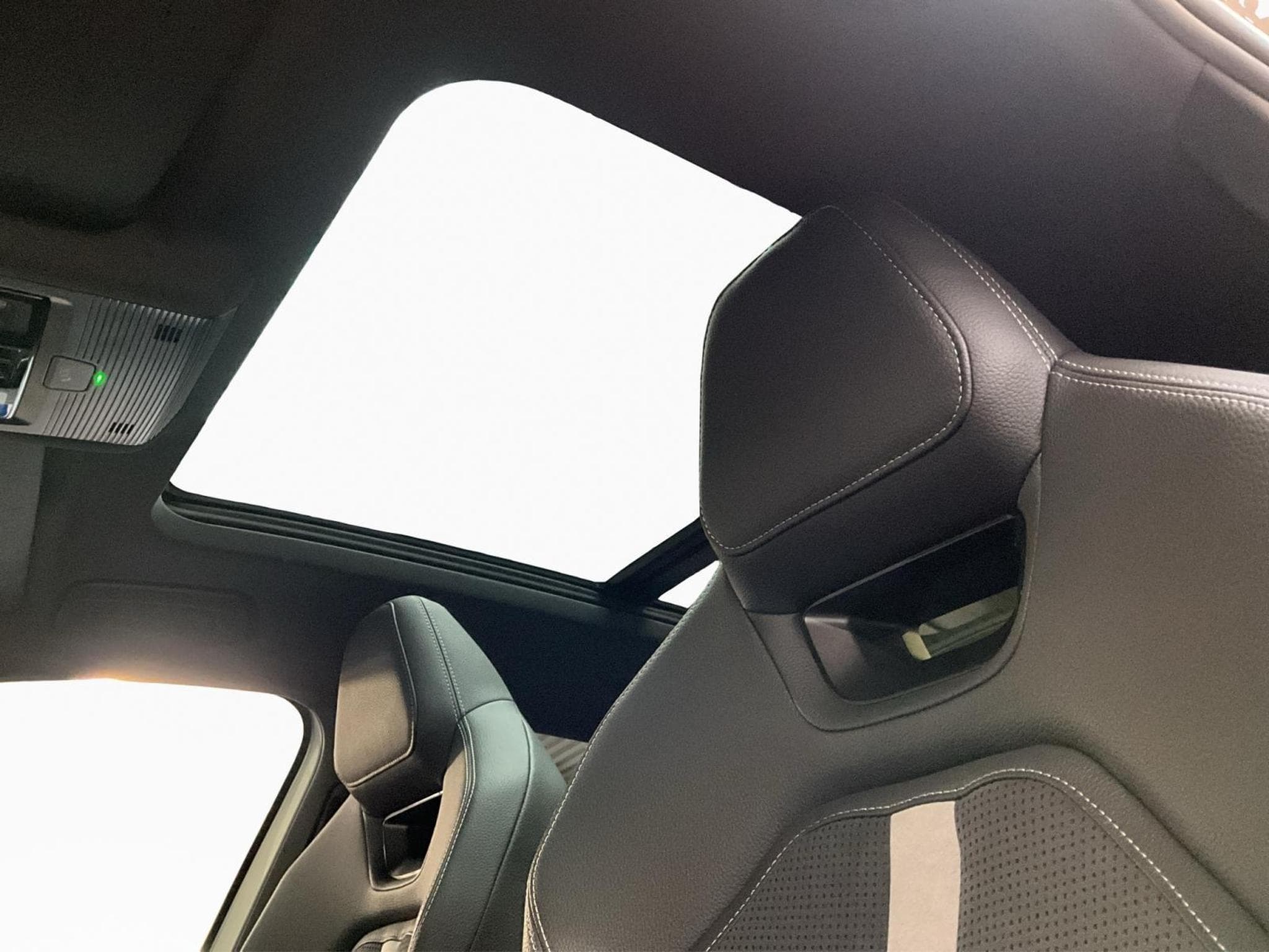 Skoda Kodiaq Sportsline+4x4+P.Simply&Clever+Standh.+LM20+AHK+P.Perf.+7Sit (2026) - Foto 15