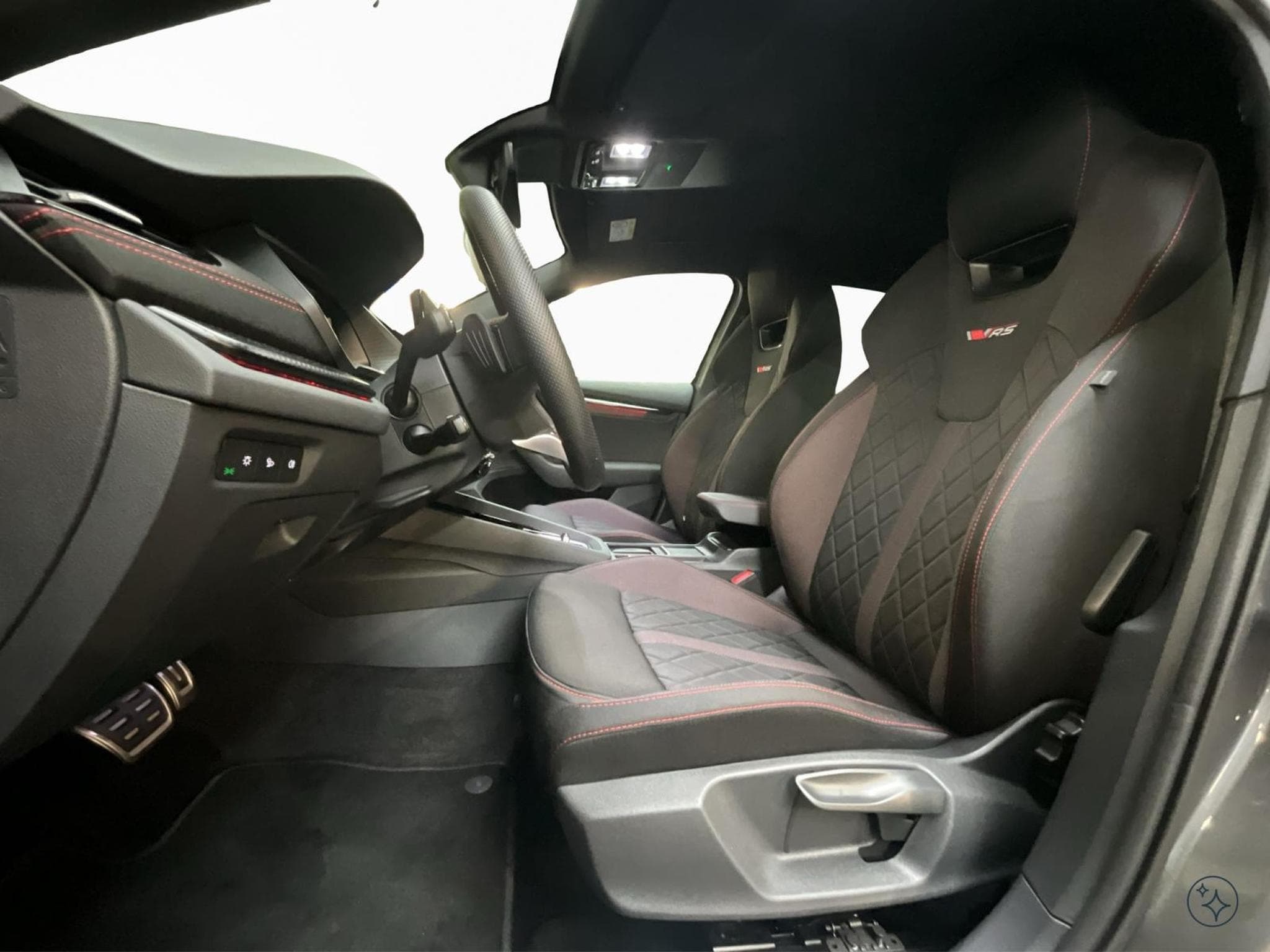 Skoda Octavia Rs+DSG+P.Assisted-Drive+LM19+Head-Up+View-360°+Led+Navi (2025) - Foto 9