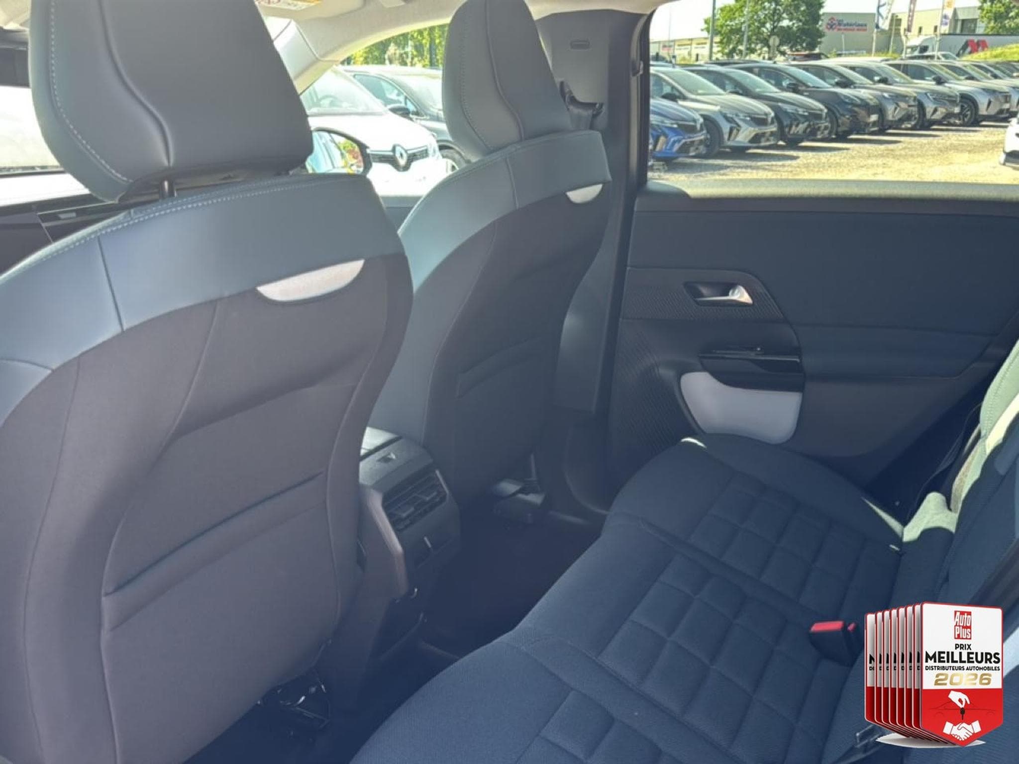Citroën C5 AIRCROSS 1.2 HYBRIDE 145 PLUS BOITE AUTOMATIQUE (2026) - Foto 14