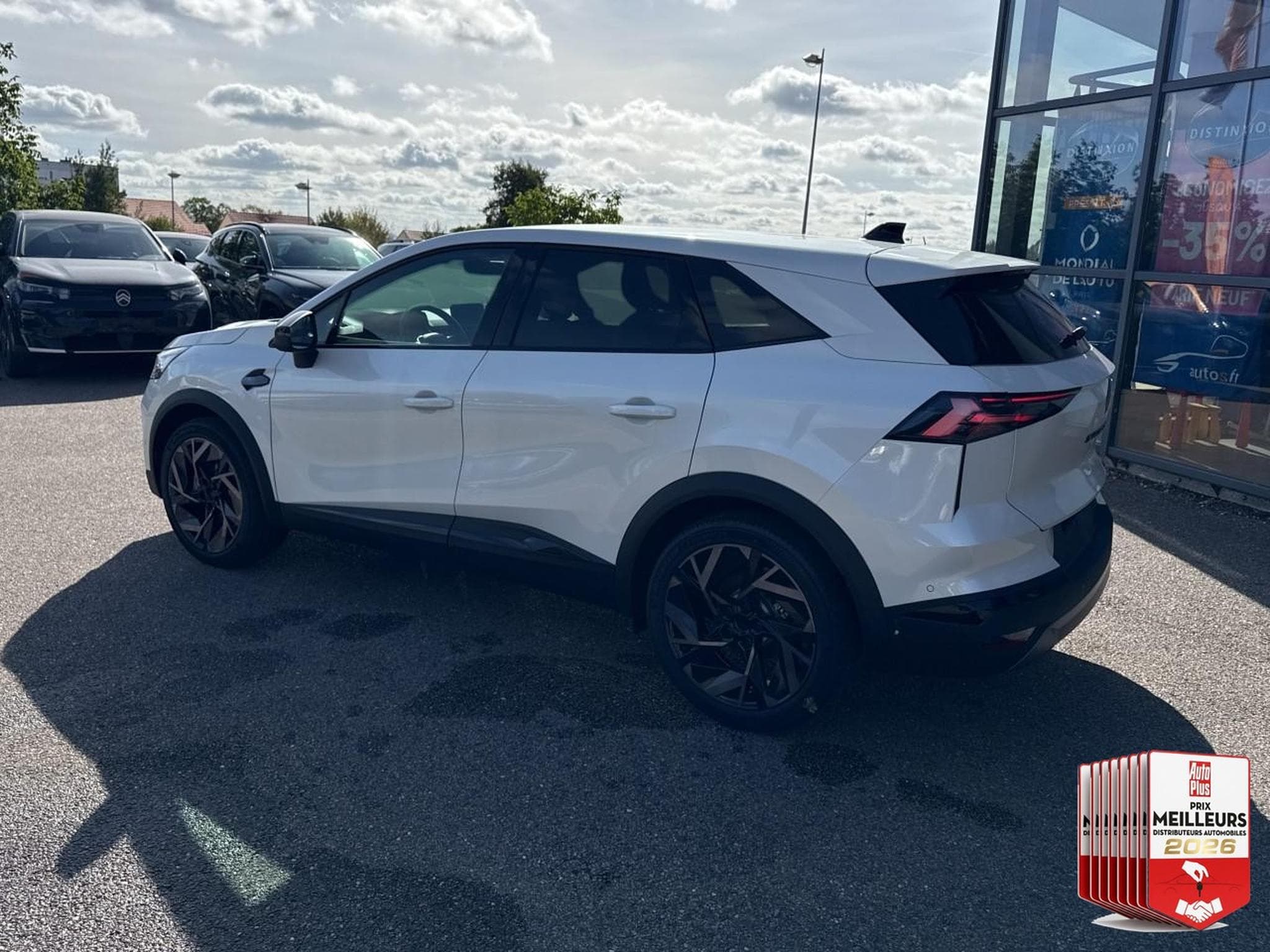 Renault SYMBIOZ 1.8 E-TECH FULL HYBRID 160 ESPRIT ALPINE (2026) - Foto 12