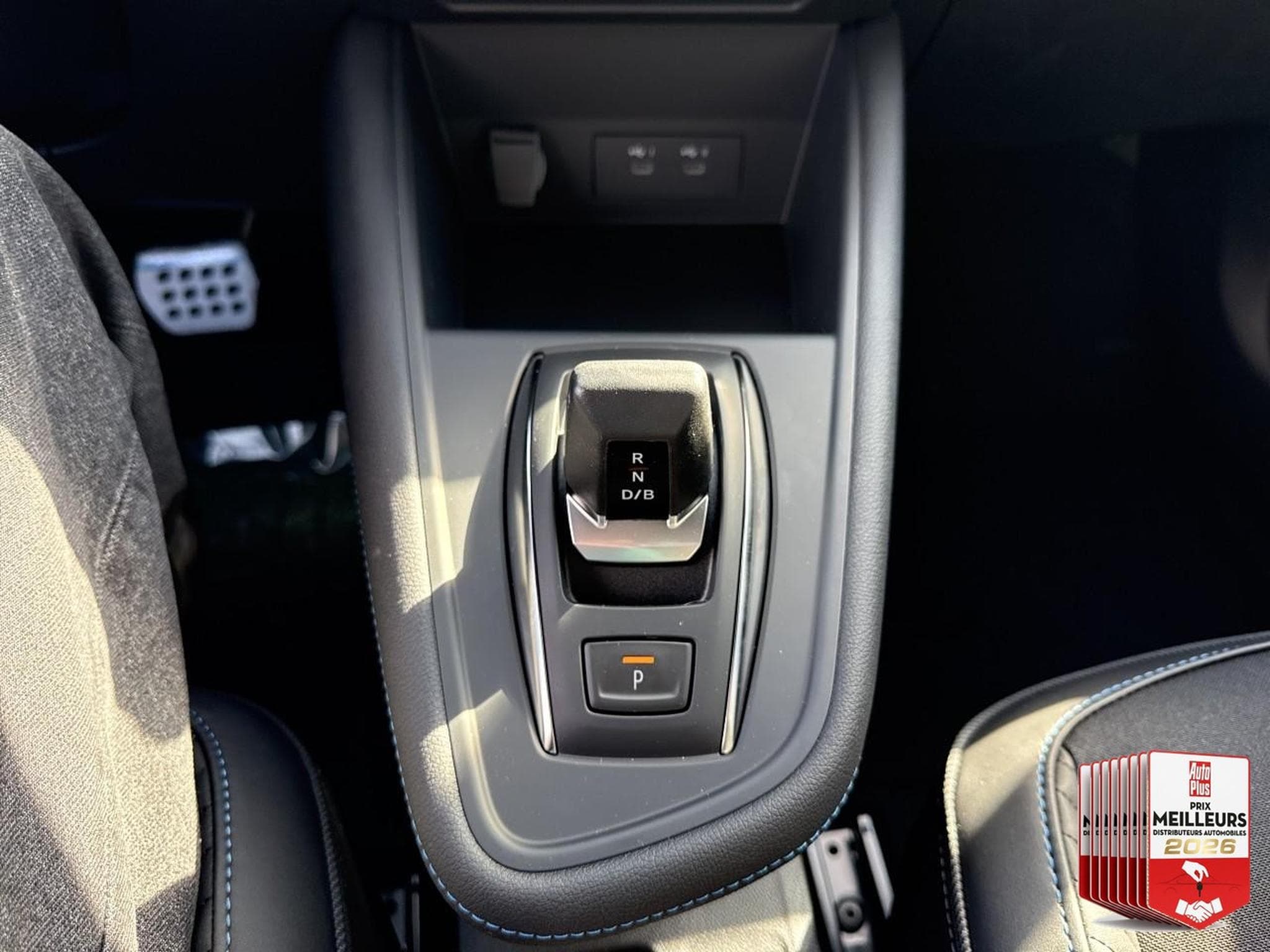 Renault SYMBIOZ 1.8 E-TECH FULL HYBRID 160 ESPRIT ALPINE (2026) - Foto 19