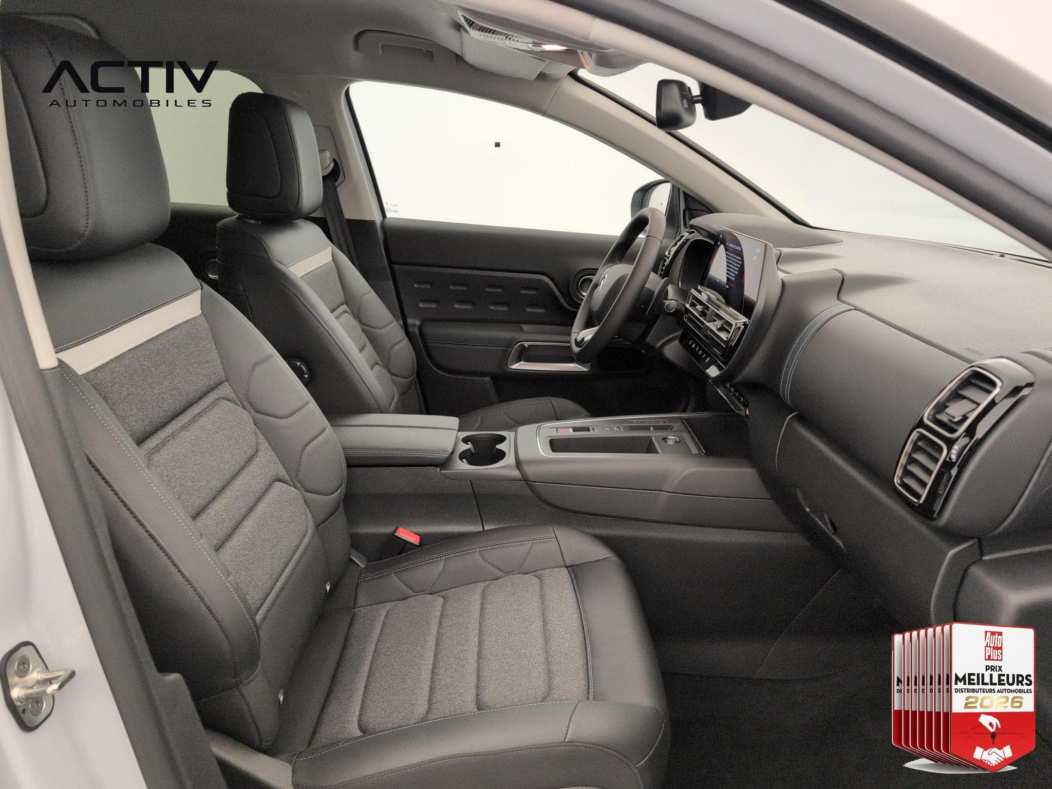 Citroën C5 Aircross BlueHDi 130 EAT8 Max (2025) - Photo 9