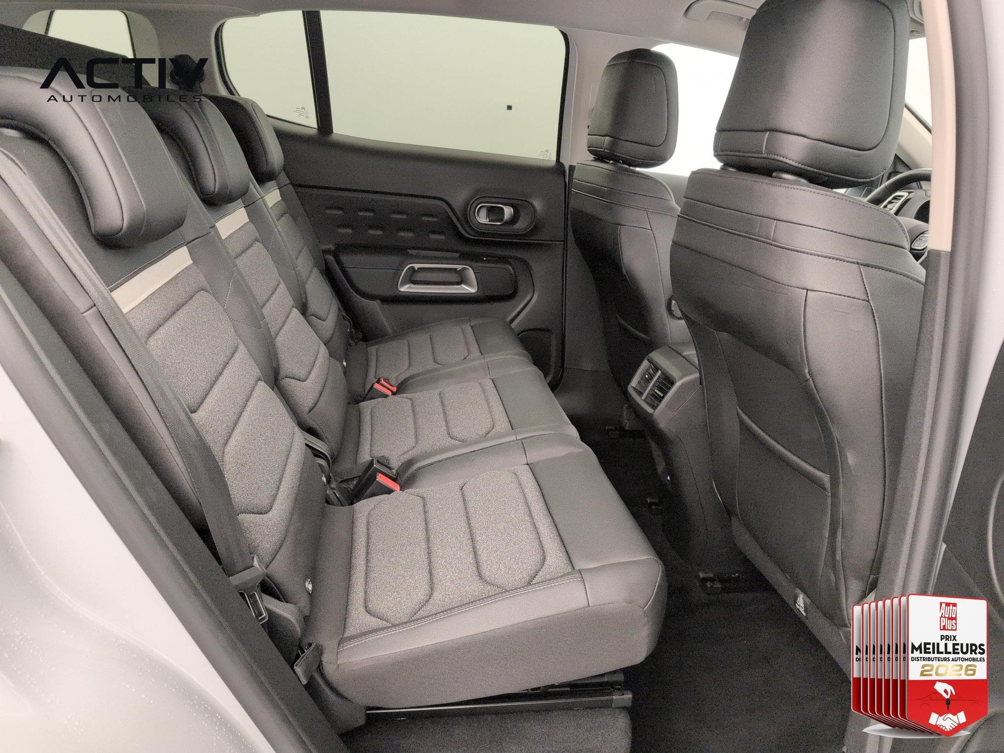 Citroën C5 Aircross BlueHDi 130 EAT8 Max (2025) - Photo 10