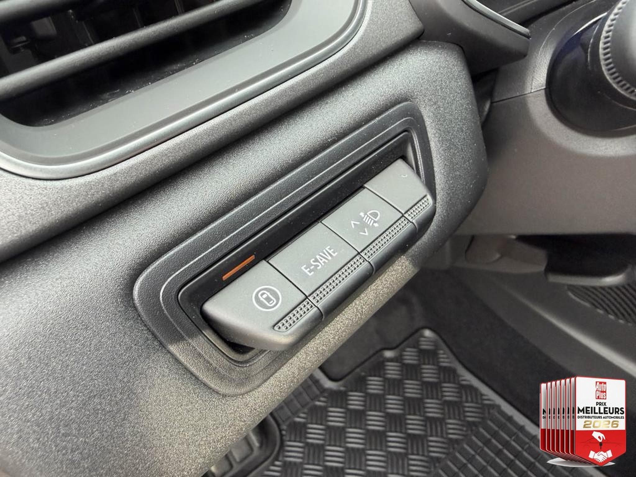 Renault SYMBIOZ 1.8 E-TECH FULL HYBRID 160 TECHNO (2026) - Foto 30