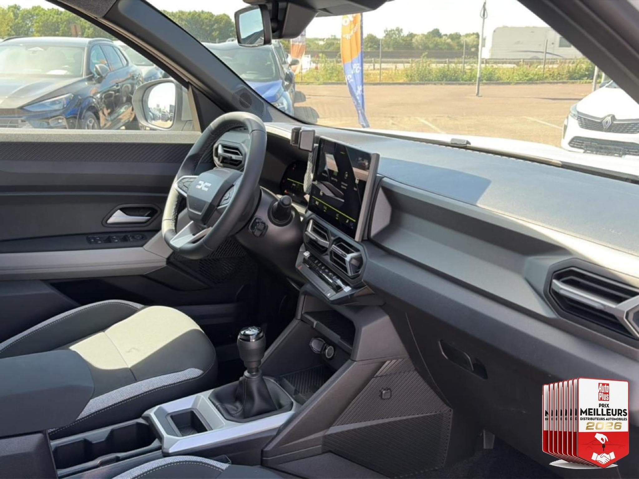 Dacia BIGSTER 1.2 MILD HYBRID 140 JOURNEY (2026) - Photo 30