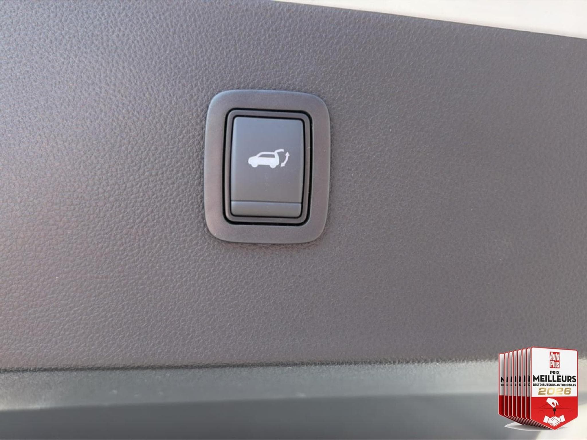 Dacia BIGSTER 1.2 MILD HYBRID 140 JOURNEY (2026) - Photo 33