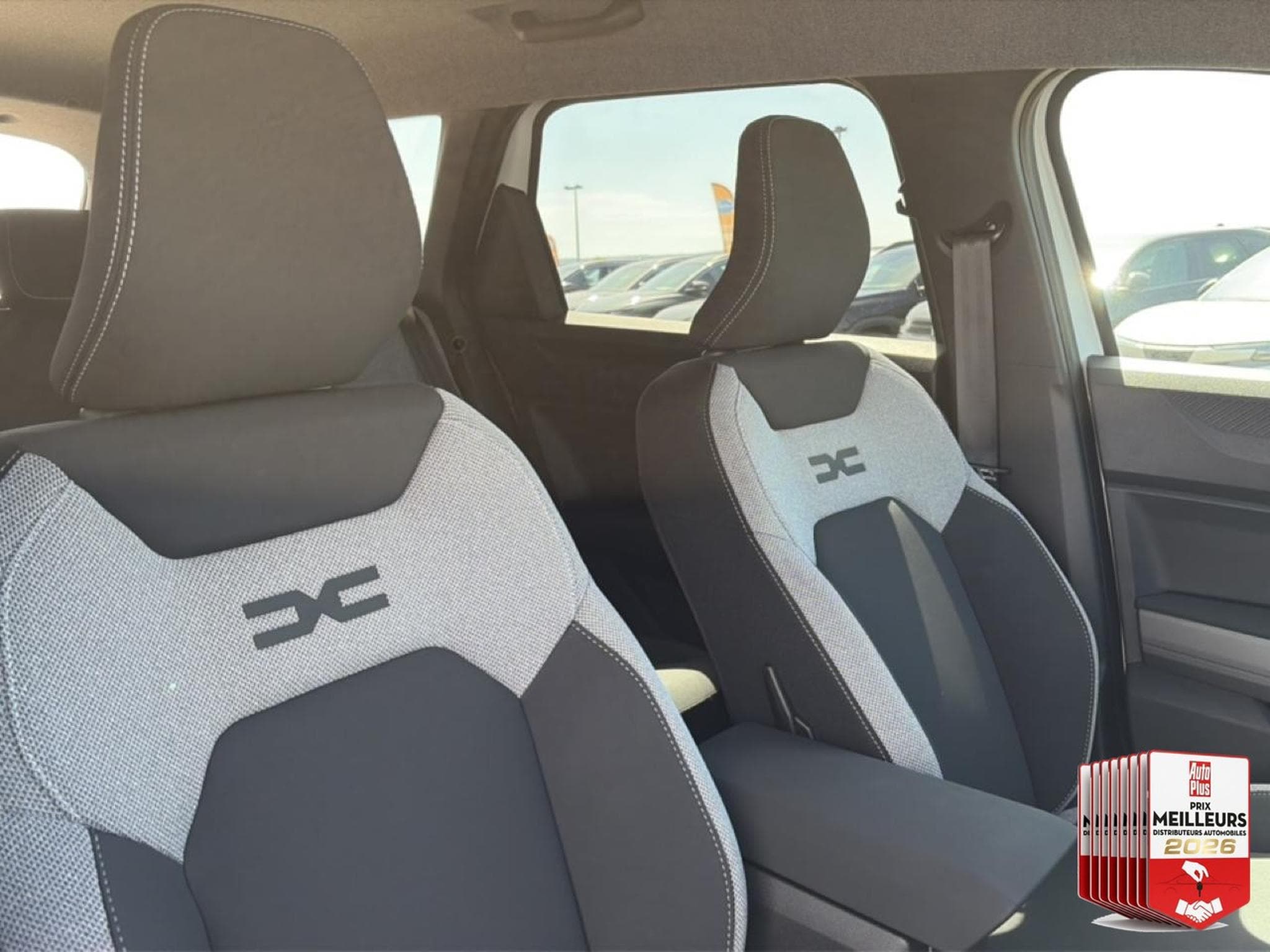 Dacia BIGSTER 1.2 MILD HYBRID 140 JOURNEY (2026) - Photo 31