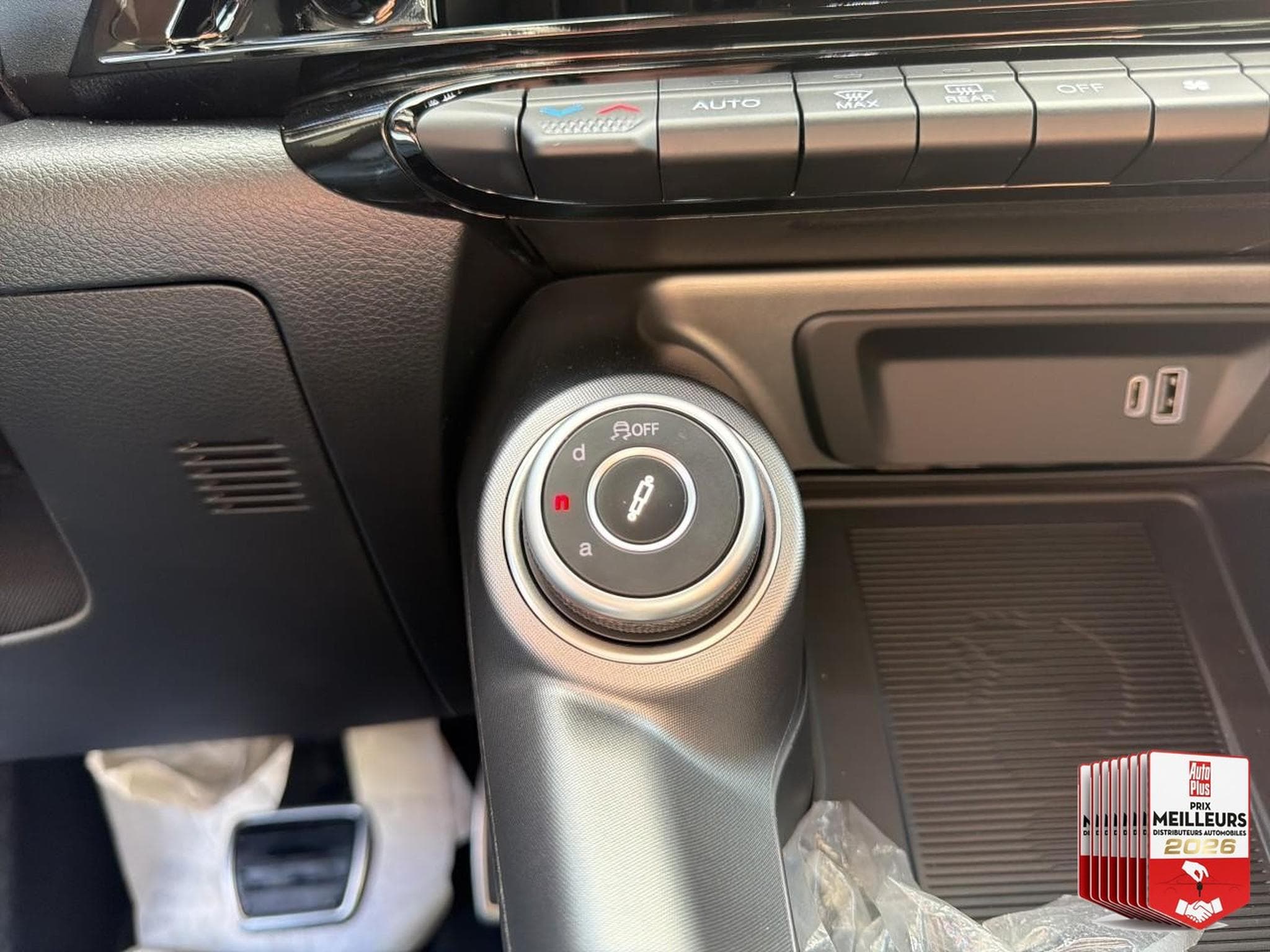 Alfa-Romeo TONALE 1.5 IBRIDA 160 VELOCE TCT (2025) - Foto 18