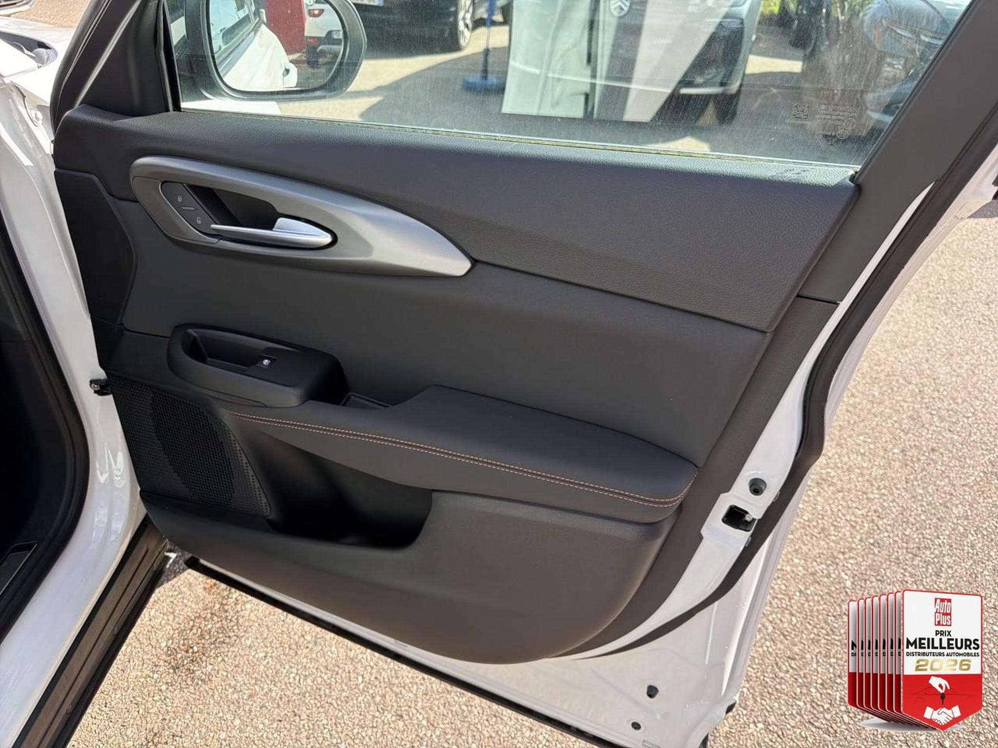 Alfa-Romeo TONALE 1.5 IBRIDA 160 VELOCE TCT (2025) - Foto 25