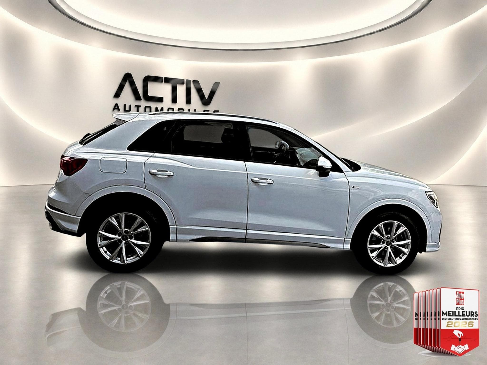 Audi Q3 45 TFSI E 245 S LINE S TRONIC 6 (2022) - Foto 4